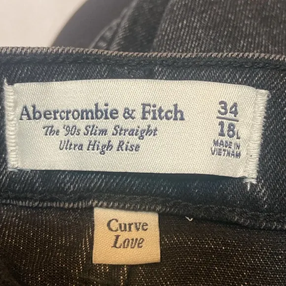 ABERCROMBIE &amp; FITCH NWT size 34 18L Slim Straight Ultra High Rise Black Jeans