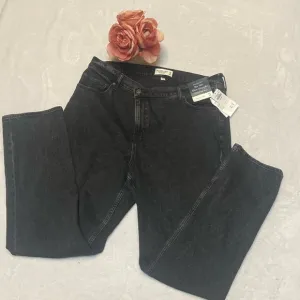 ABERCROMBIE &amp; FITCH NWT size 34 18L Slim Straight Ultra High Rise Black Jeans