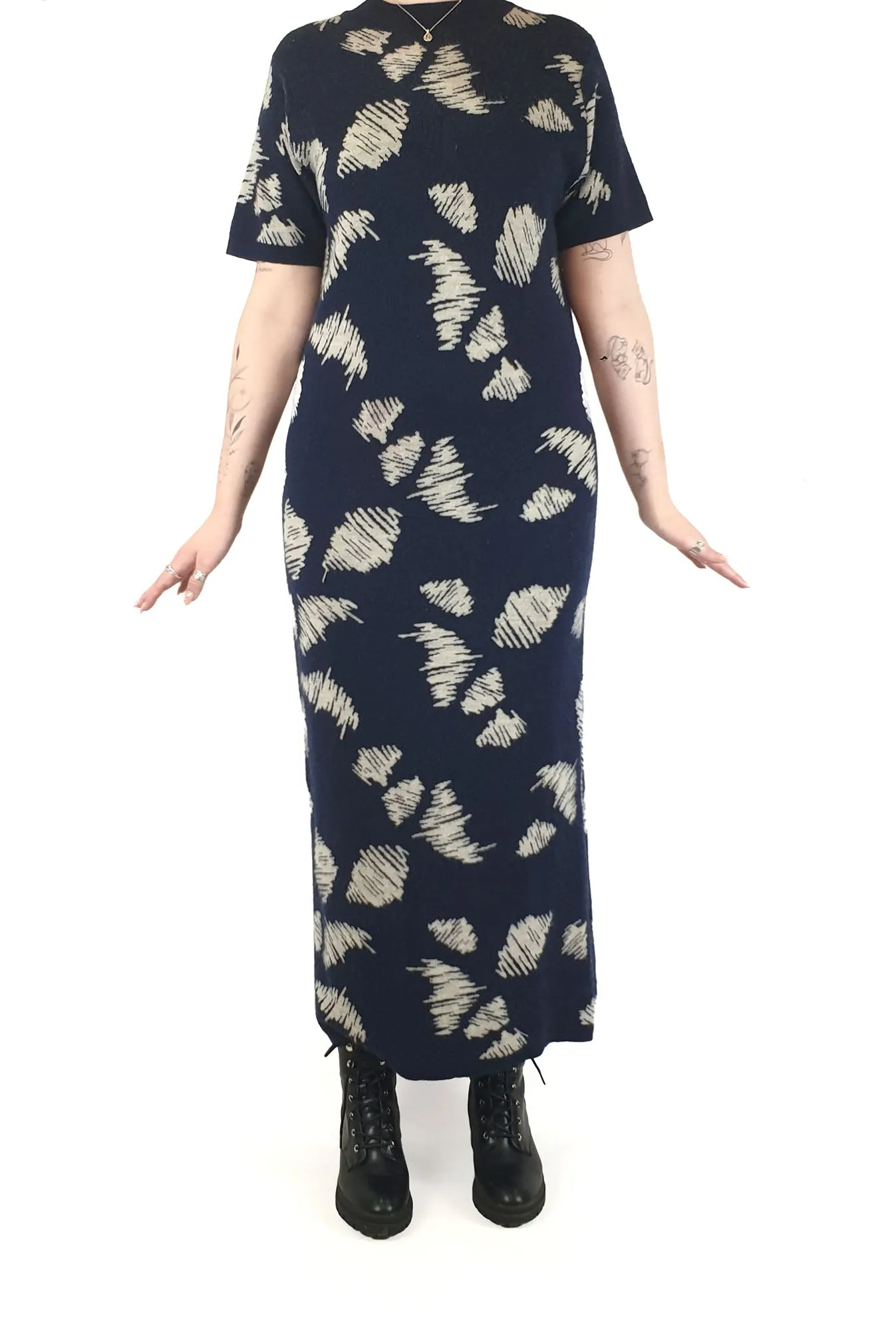 Alpha 60 navy and white 100% wool knit maxi dress size M