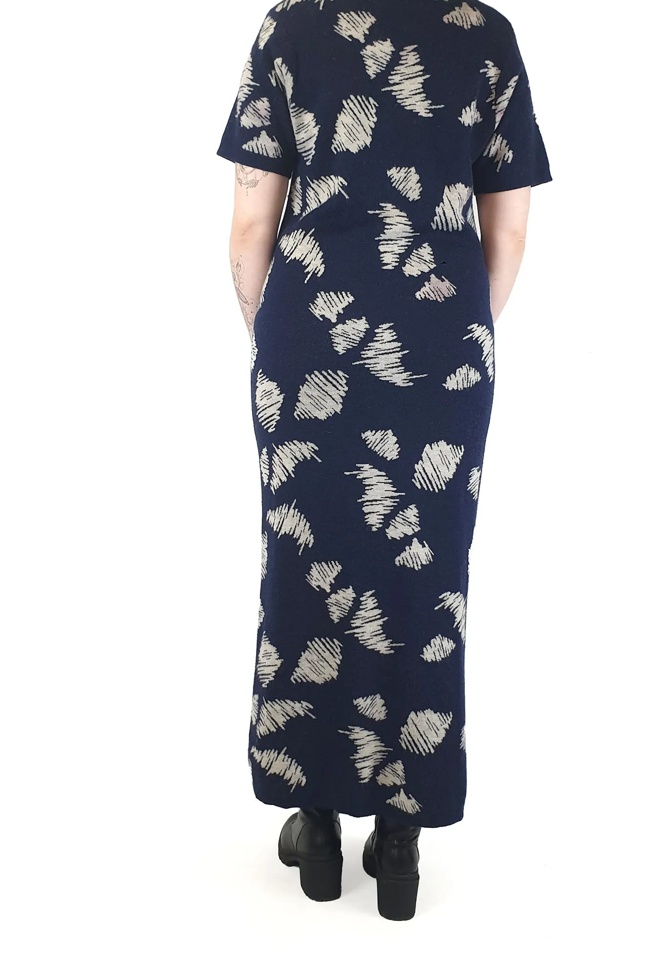 Alpha 60 navy and white 100% wool knit maxi dress size M