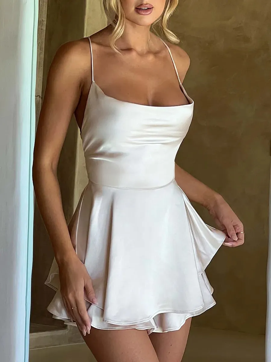 Amaya | Rückenfreies Kleid mit Kuttenausschnitt