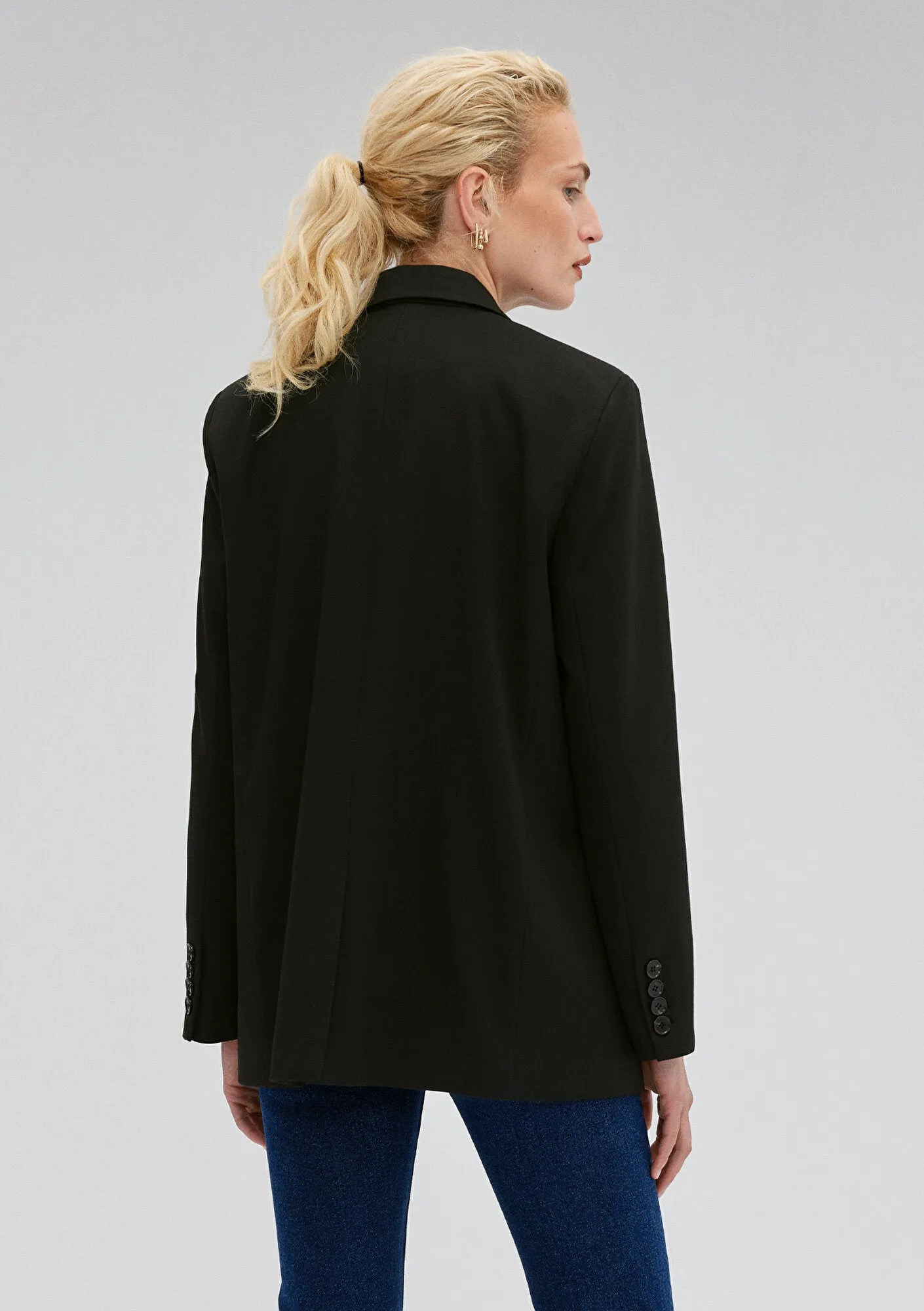 Black Blazer