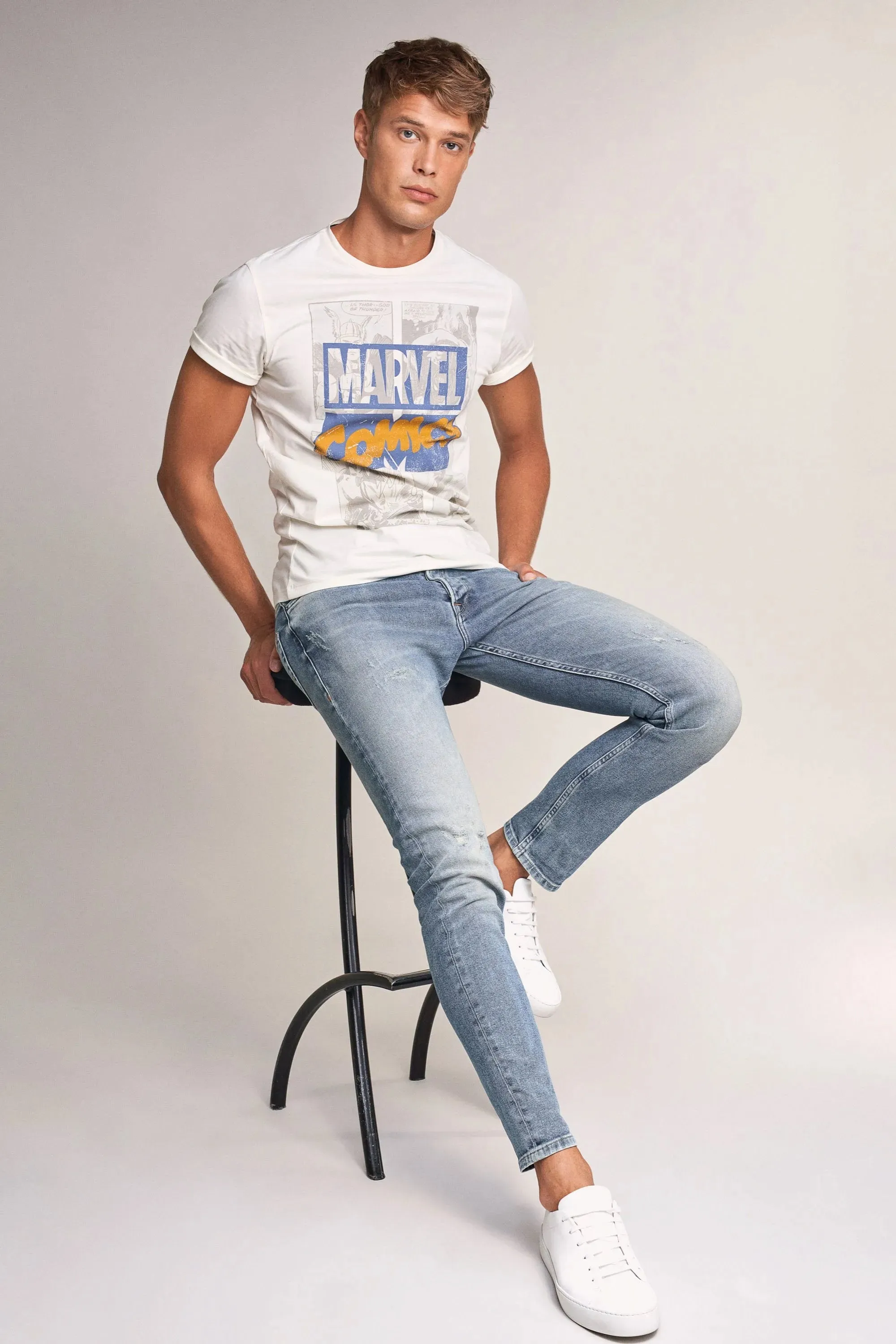 Camiseta Marvel Comics