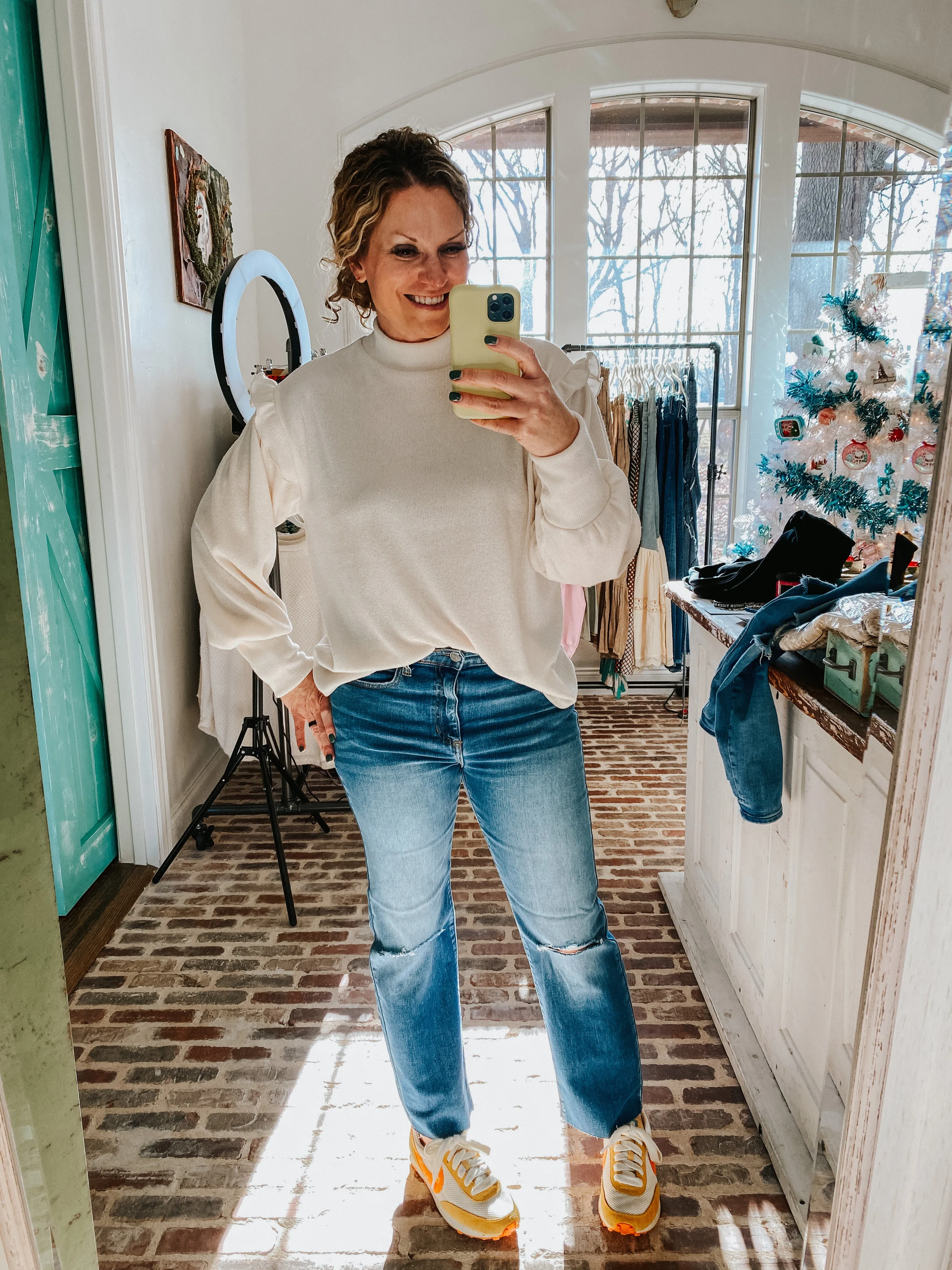 Cara Straight Jeans