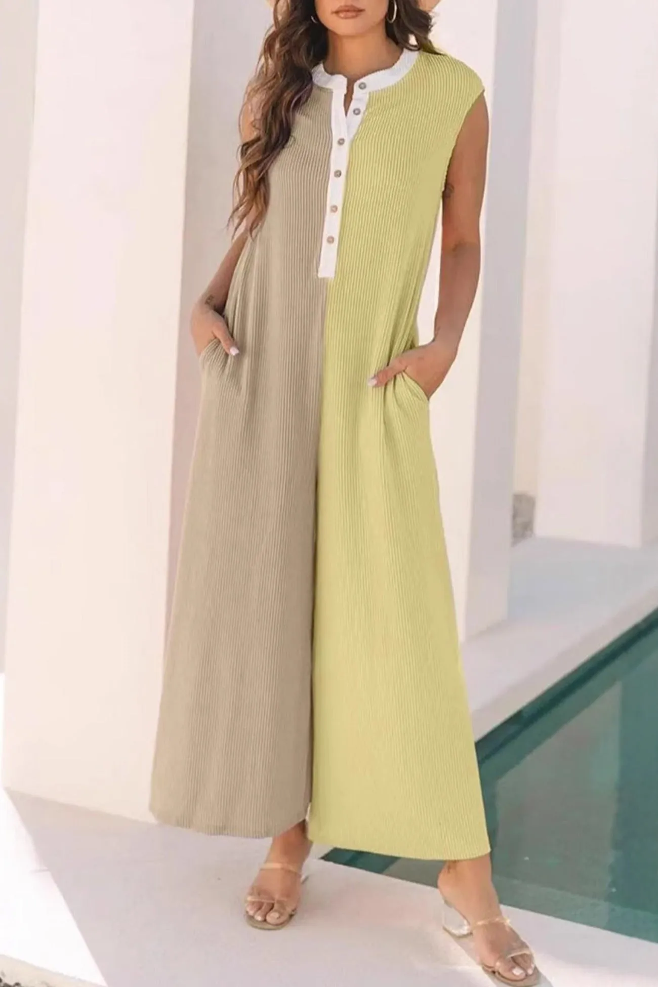 Contrast Color Sleeveless Jumpsuits