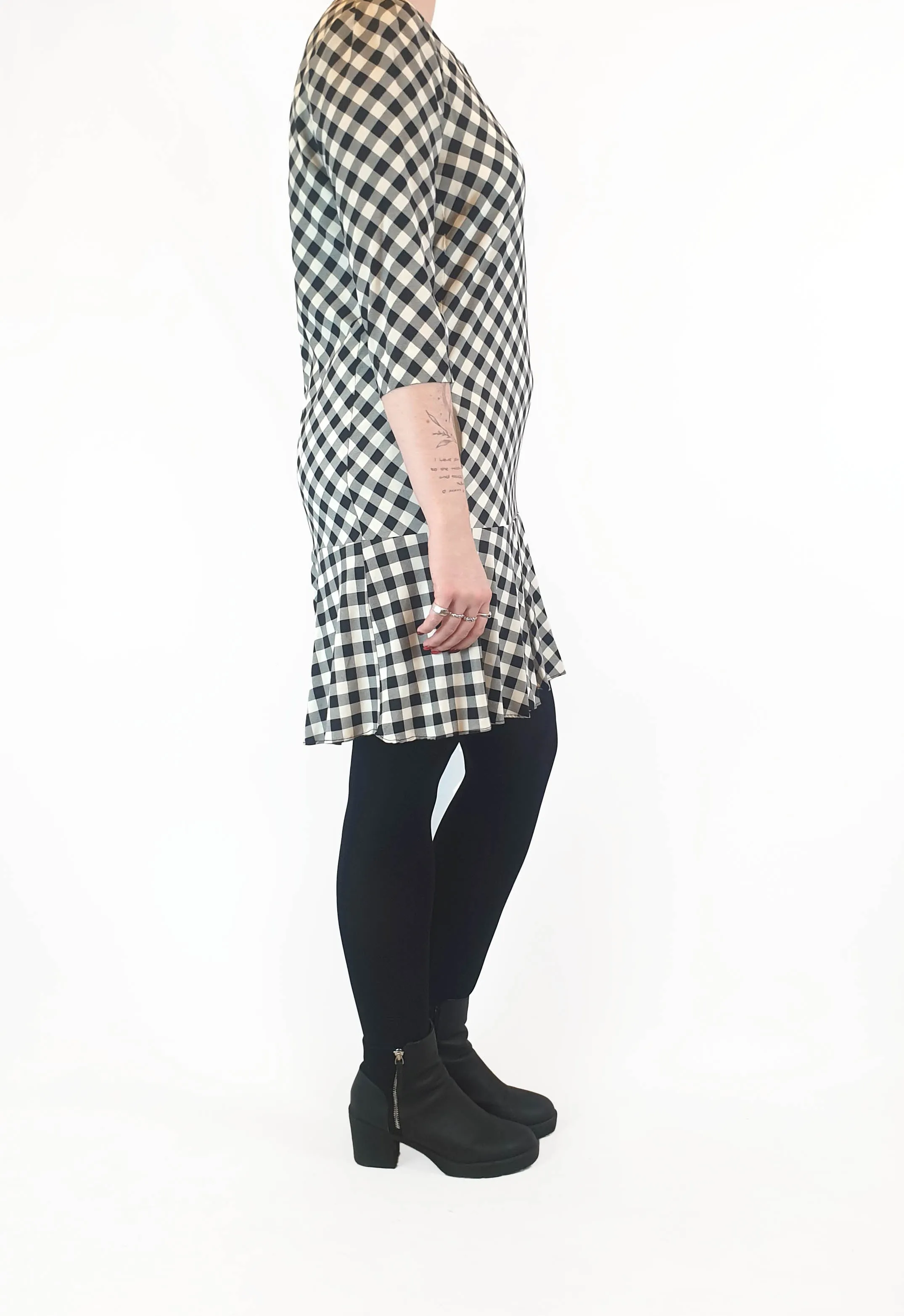 Country Road black and white gingham 93% silk 3/4 sleeve dress size 12