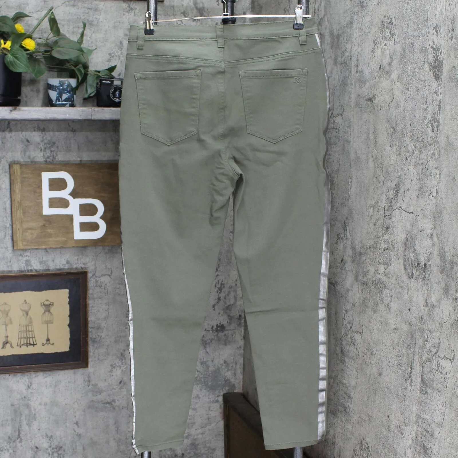 DG2 by Diane Gilman Virtual Stretch Metallic Side Stripe Skinny Jeans Olive 14T