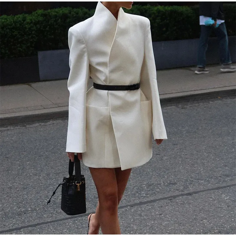 Elegant White Stand Up Collar Double Pocket Jacket Trendy Fashion Long Sleeves Cuff Buttons Blazer Office Women's Outerwear