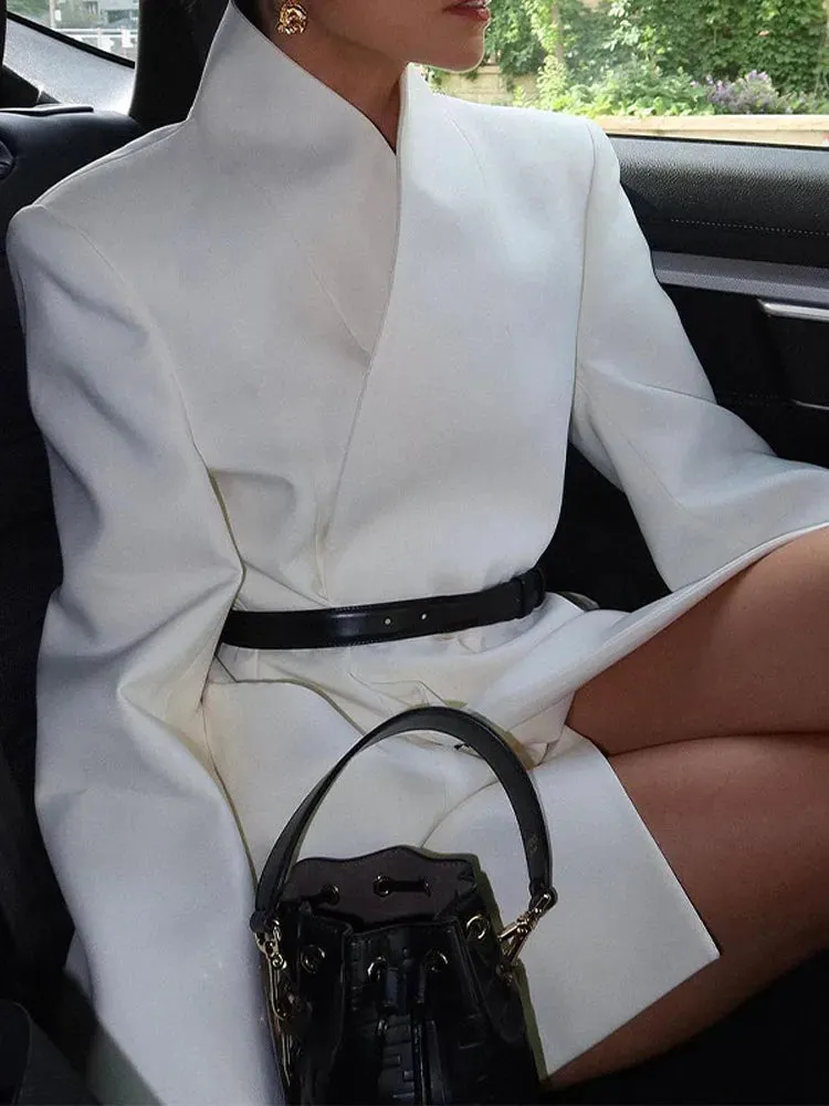 Elegant White Stand Up Collar Double Pocket Jacket Trendy Fashion Long Sleeves Cuff Buttons Blazer Office Women's Outerwear