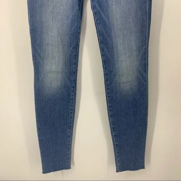Frame Le Skinny De Jeanne Distressed raw Hemline Ankle Jeans [size 25]