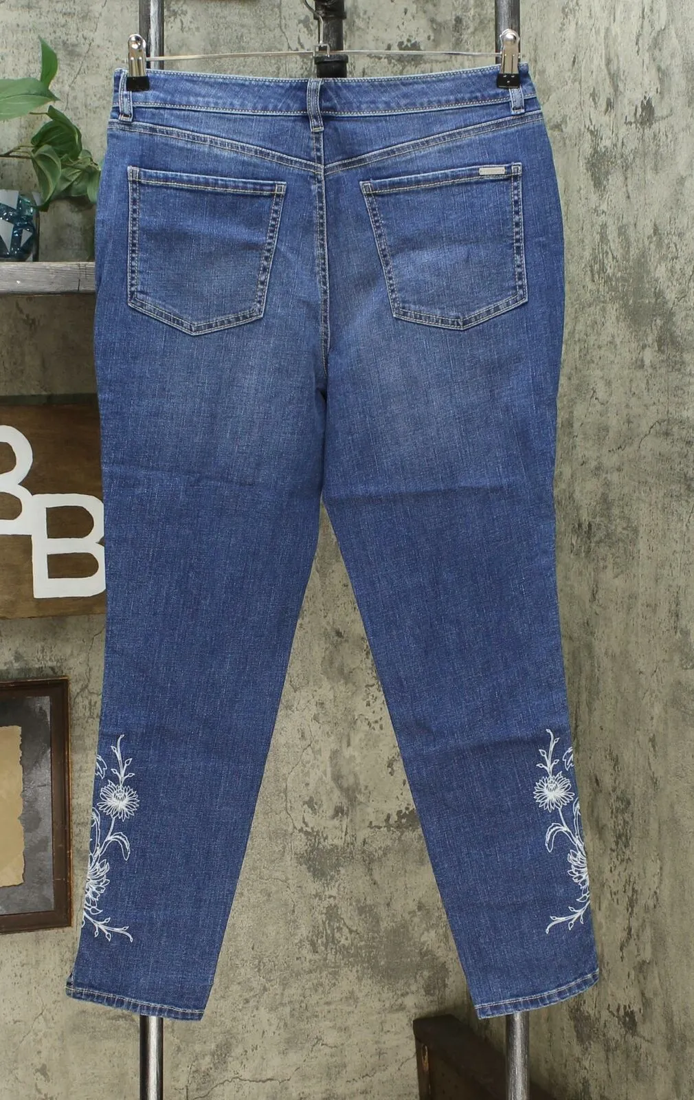 G by Giuliana Women's Downtown Denim Notched Hem Printed Skinny Jeans