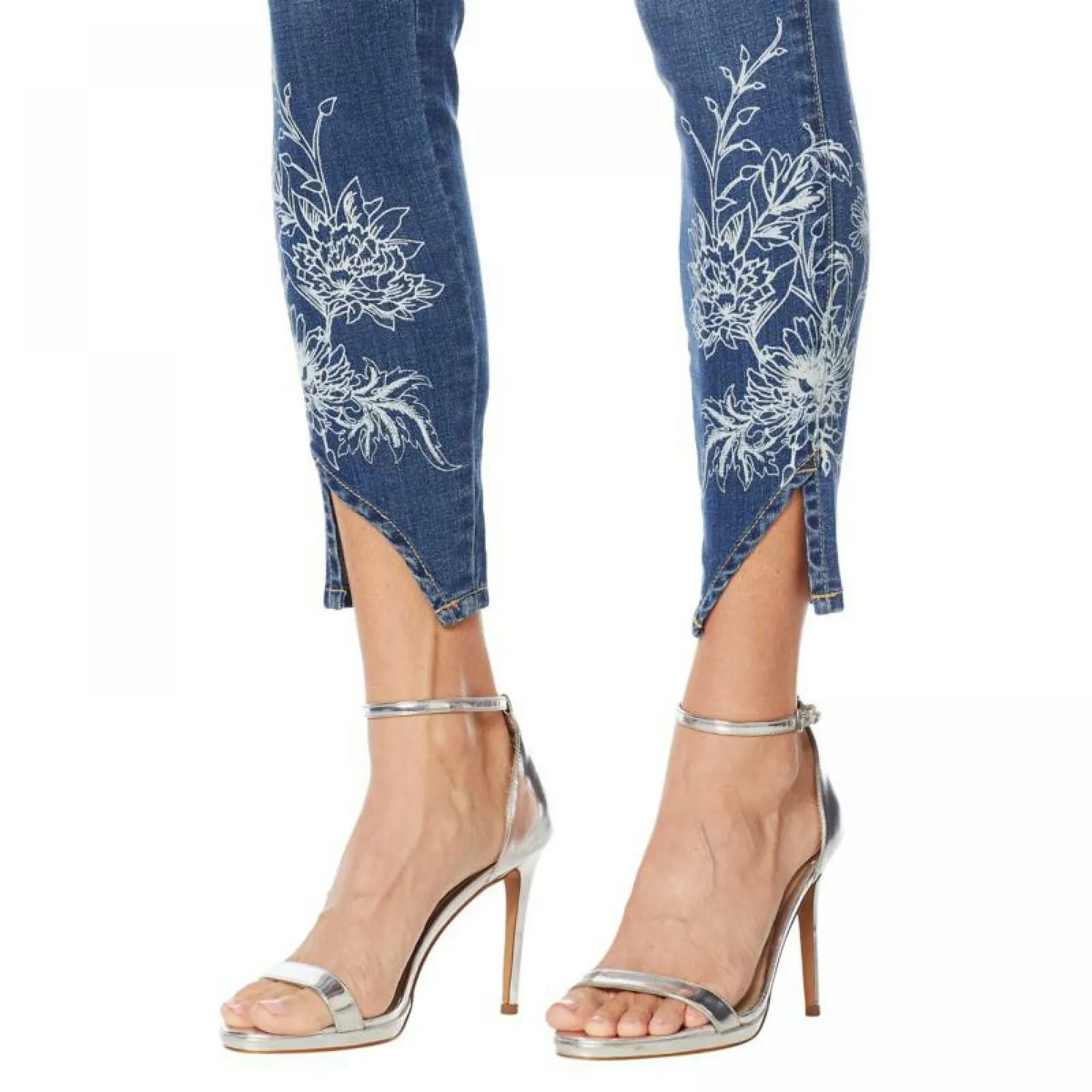 G by Giuliana Women's Downtown Denim Notched Hem Printed Skinny Jeans