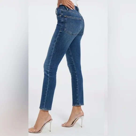 Good American Classic Slim Straight Cashmere Straight Jeans 14/32