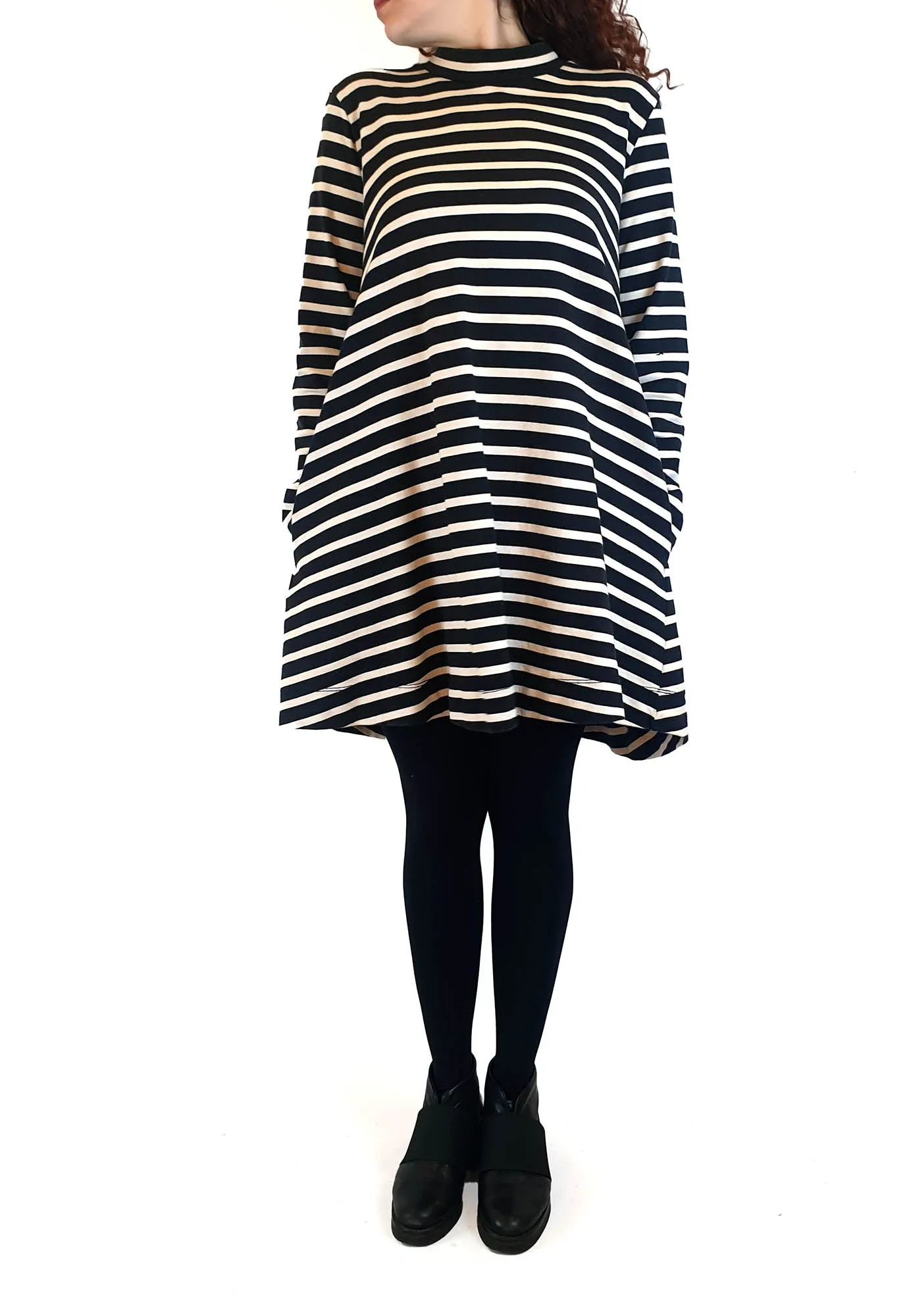 Gorman black and white striped long sleeve dress size 10