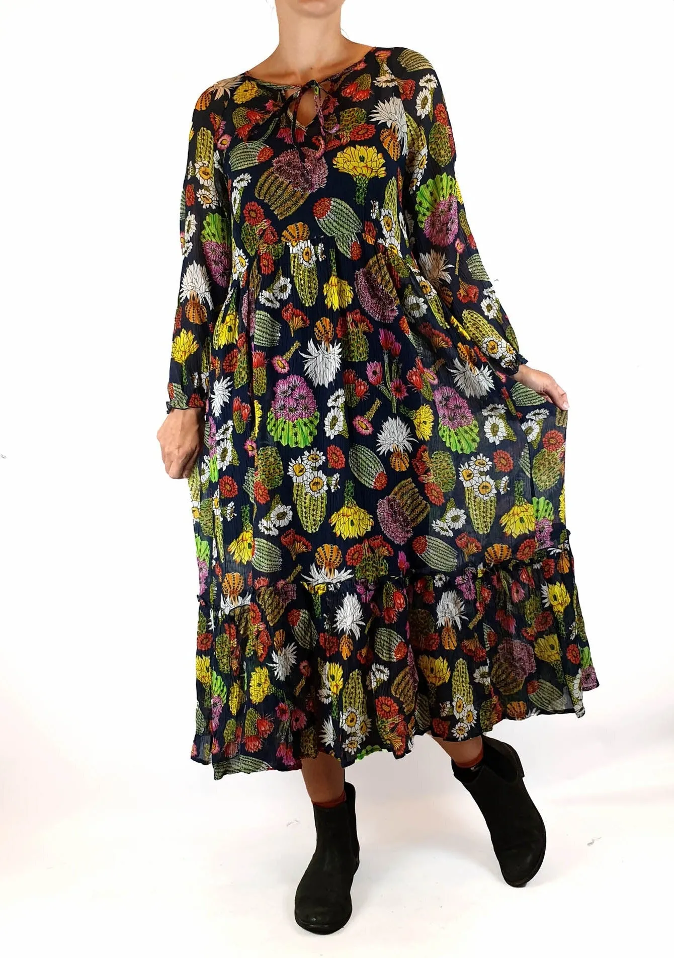 Gorman cactus print long sleeve dress size 6, fits 6 and 8