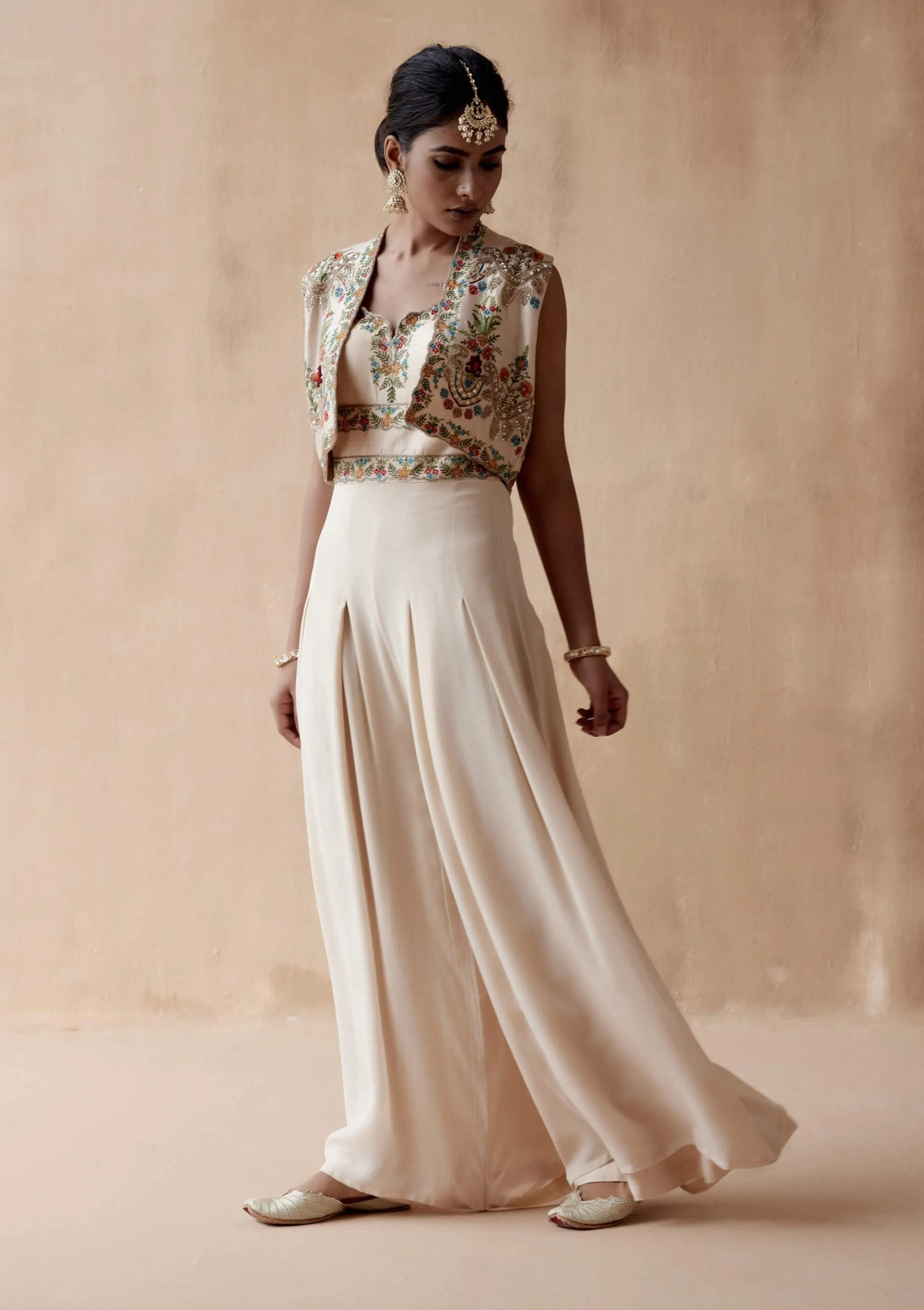 Ivory floral embroidery jumpsuit and jacket