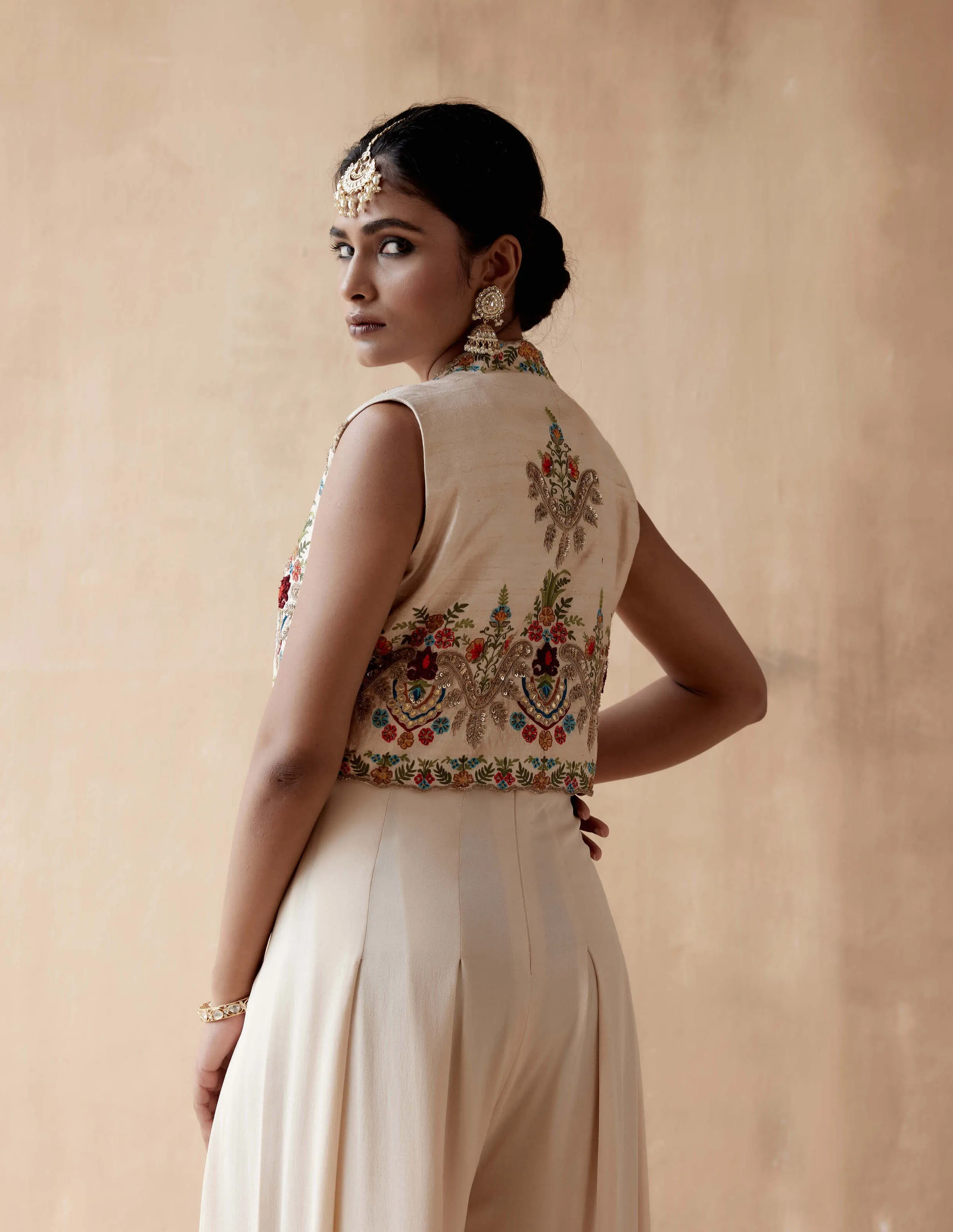Ivory floral embroidery jumpsuit and jacket