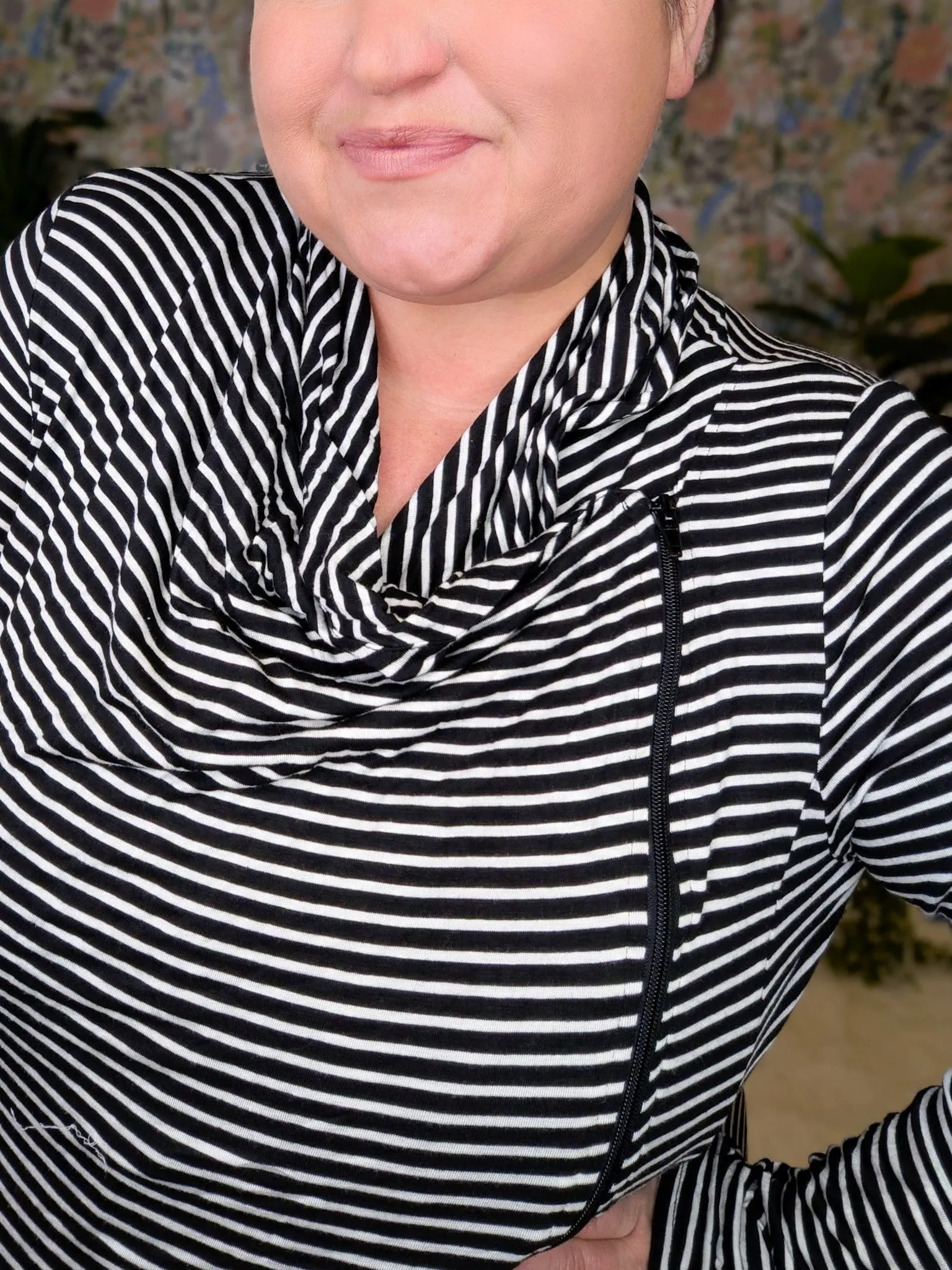 Jayne Black   White Striped Cardi w/Zipper