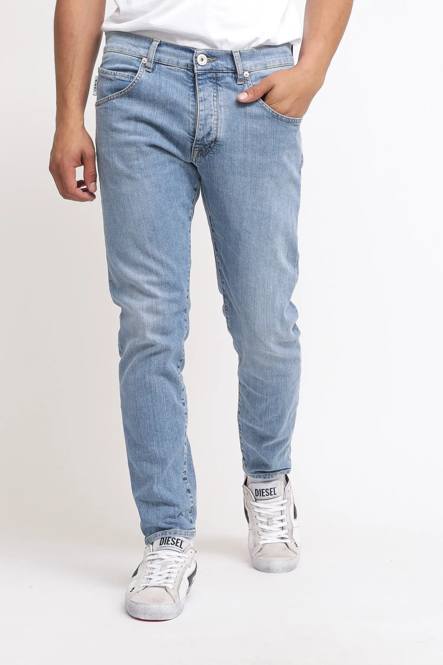 Jeans Slim Chiaro - Colore Unico