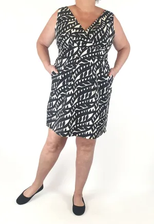 Journais black and white dress size 16