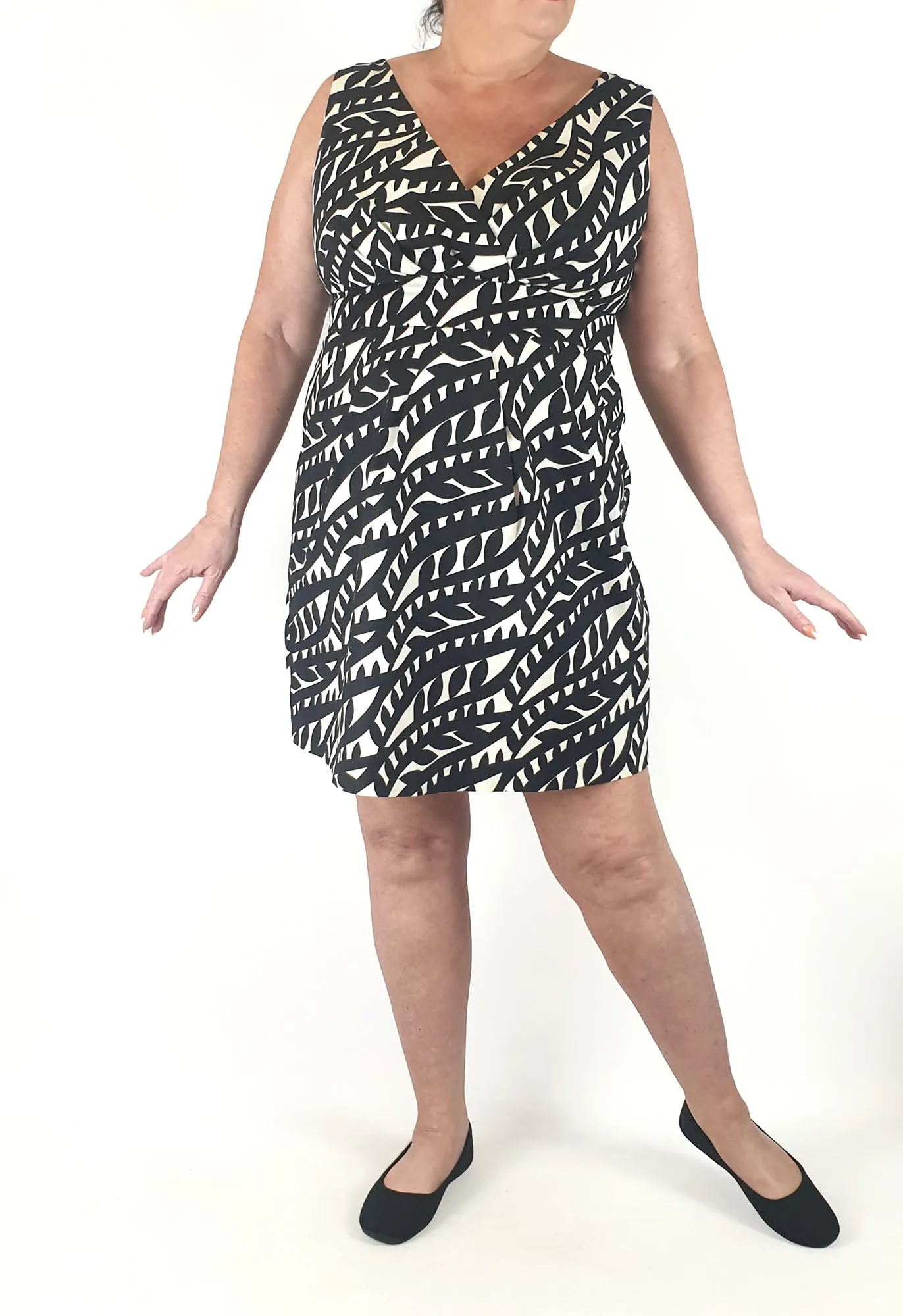 Journais black and white dress size 16
