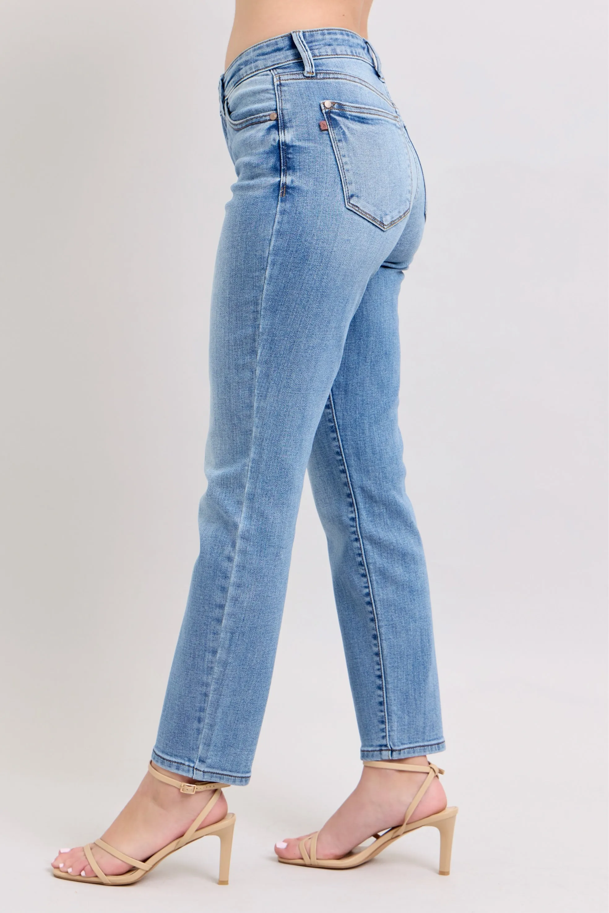 Judy Blue MR Vintage Wash Slim Fit