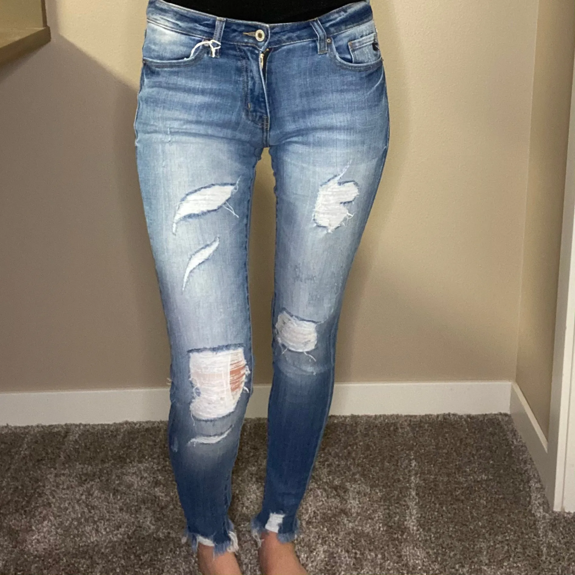 Kancan Maya Mid Rise Super Skinny Jeans