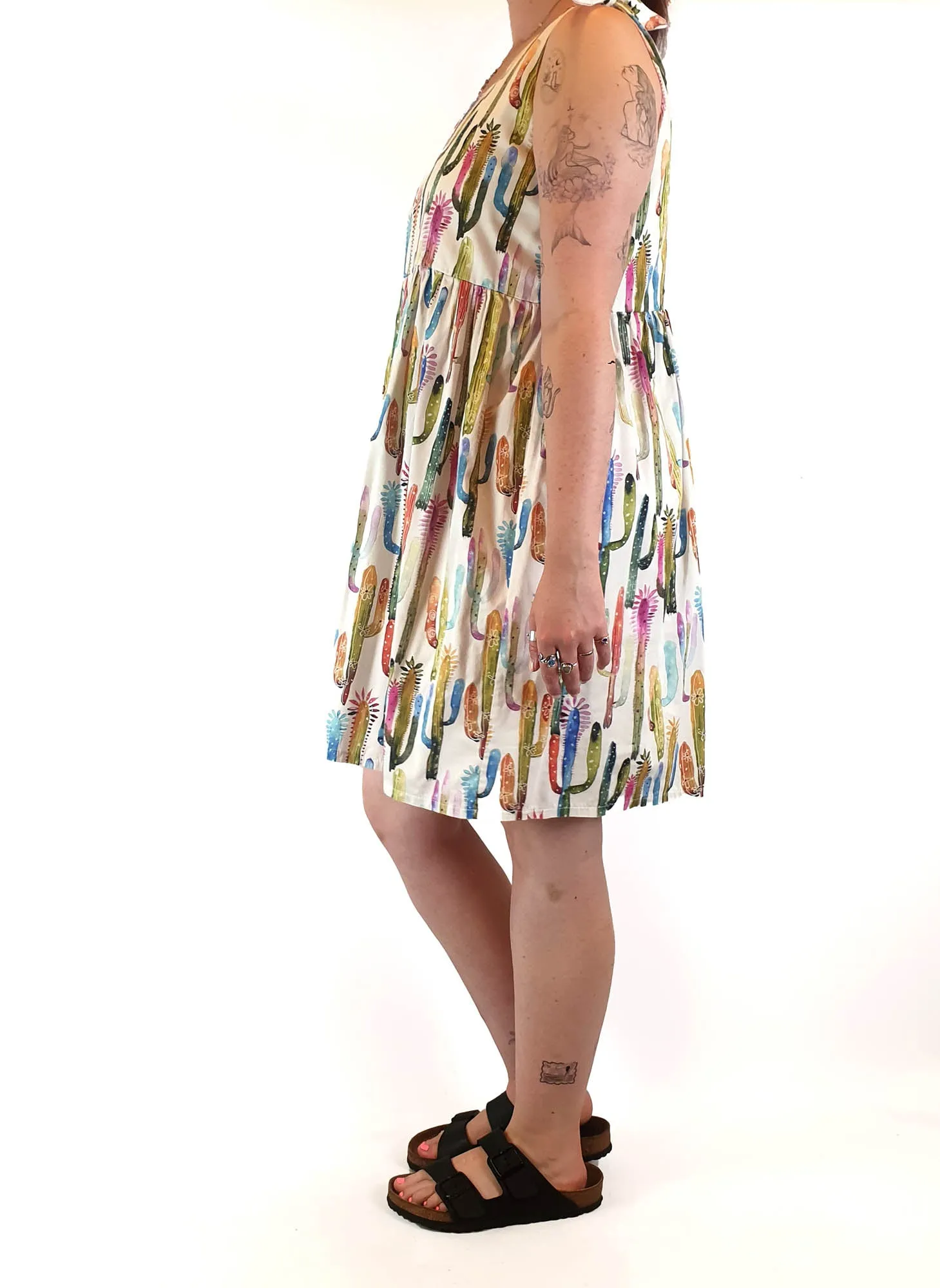 Karla Cola cactus print sleeveless dress size L (best fits 12-small 14)