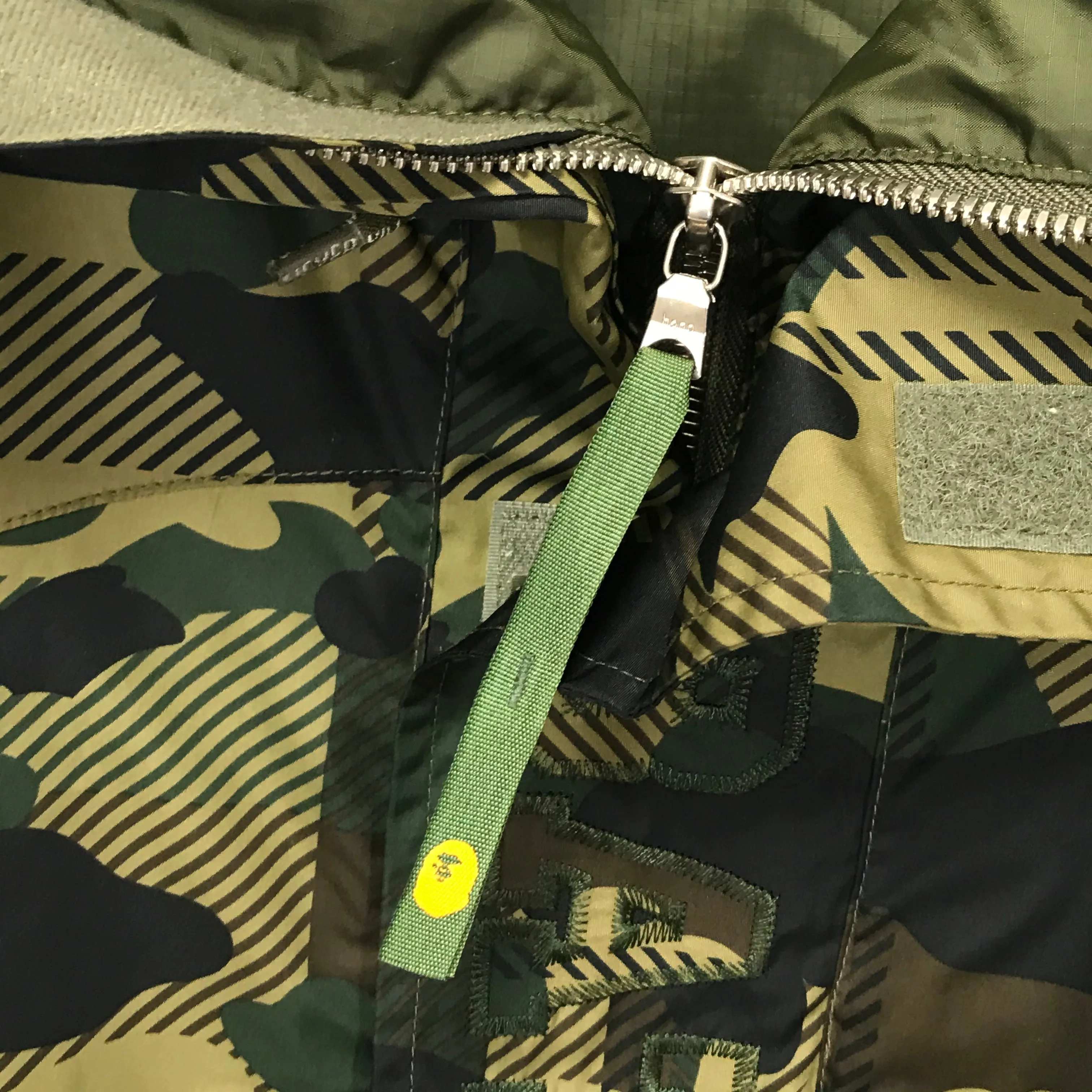 [L] A Bathing Ape Bape Plaid Camo Snowboard Jacket Green