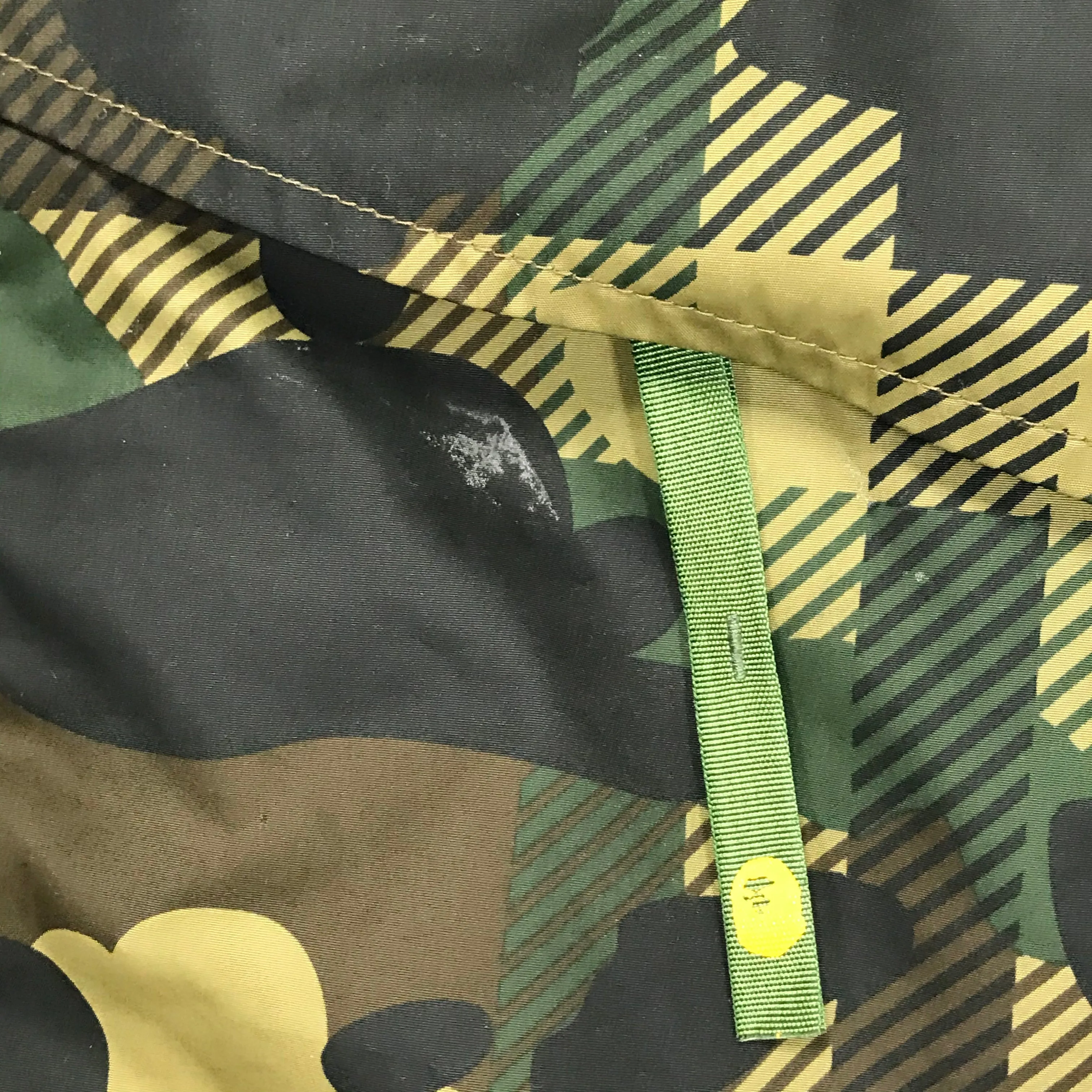[L] A Bathing Ape Bape Plaid Camo Snowboard Jacket Green