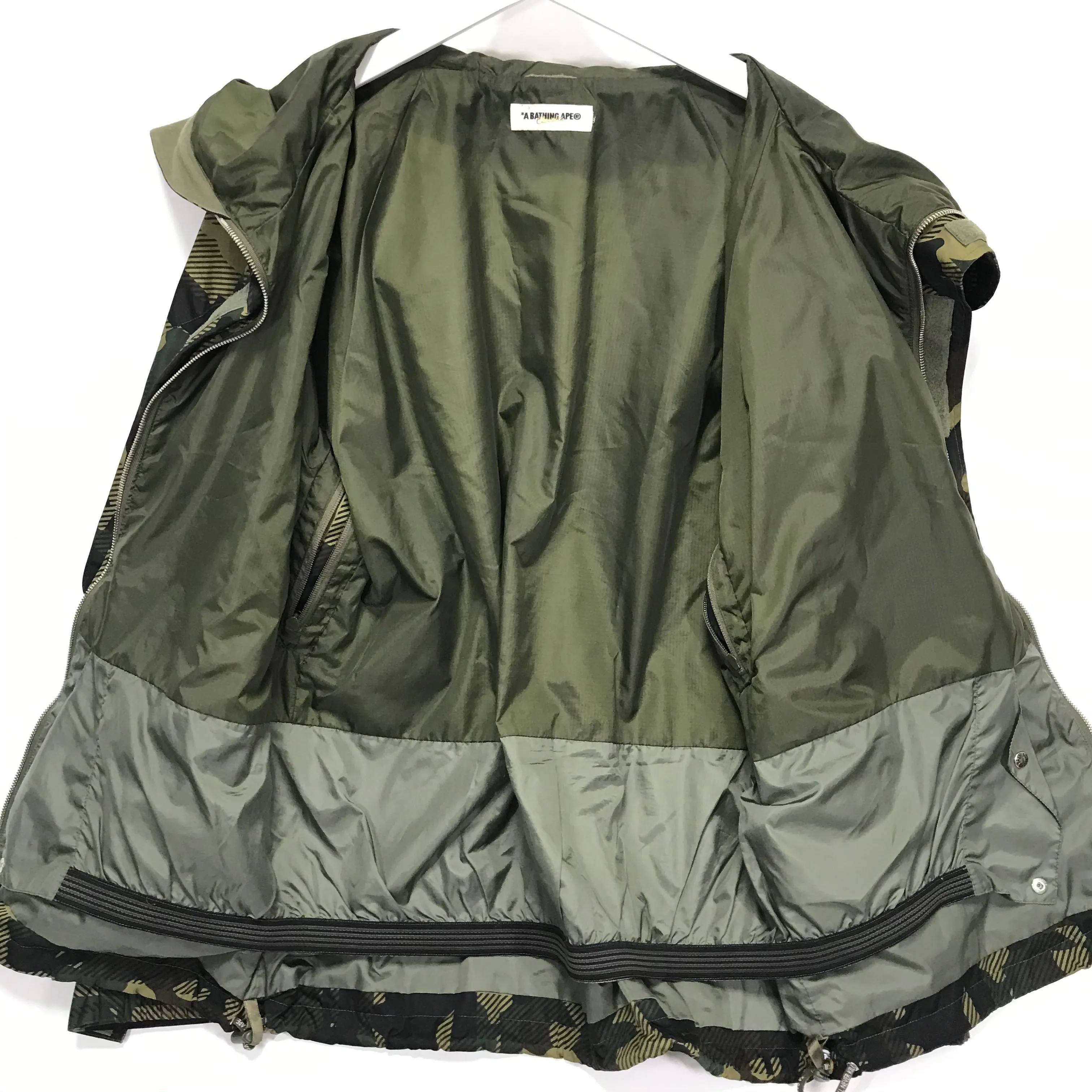 [L] A Bathing Ape Bape Plaid Camo Snowboard Jacket Green