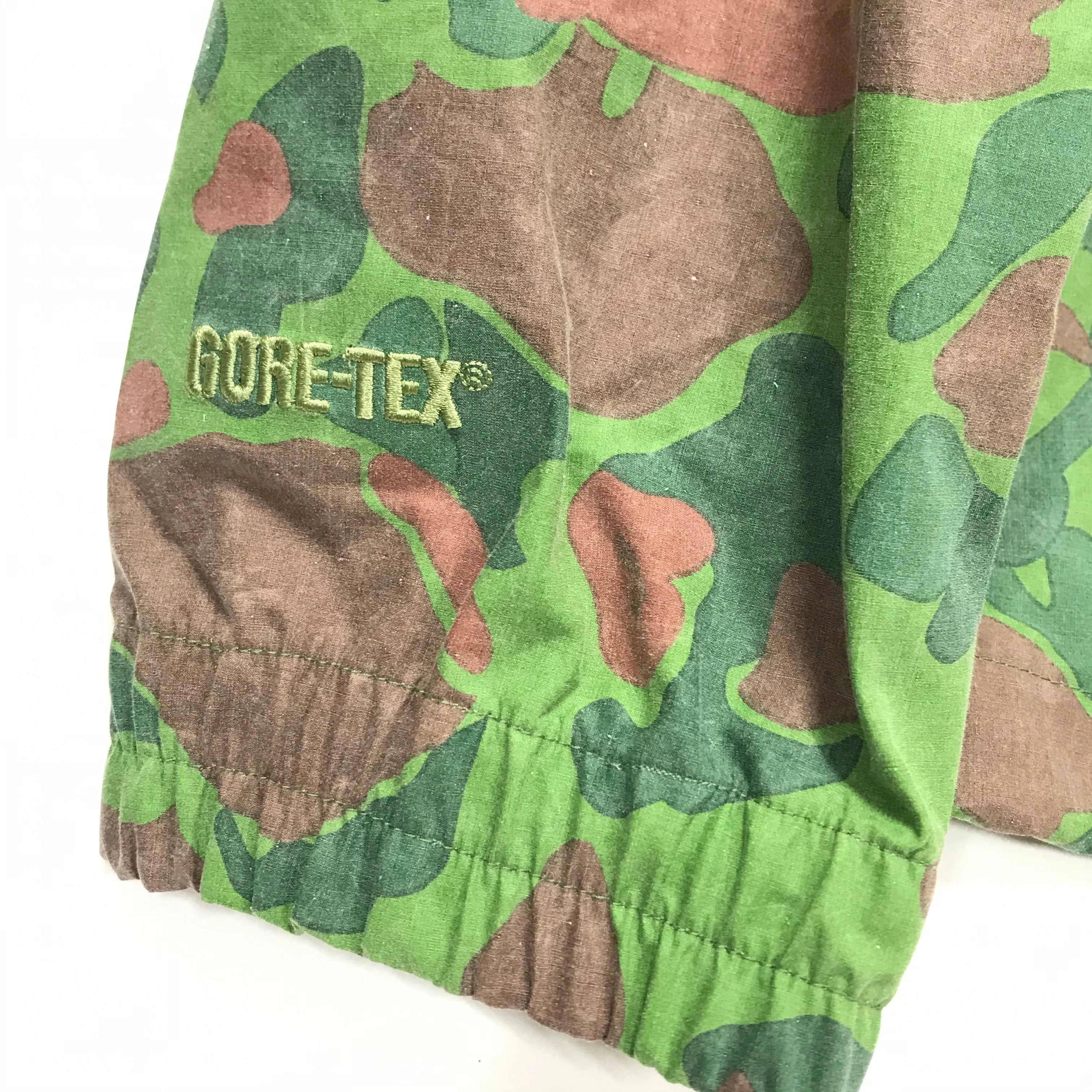 [L] VISVIM G Line Gore Tex Duck Camo Coaches Jacket