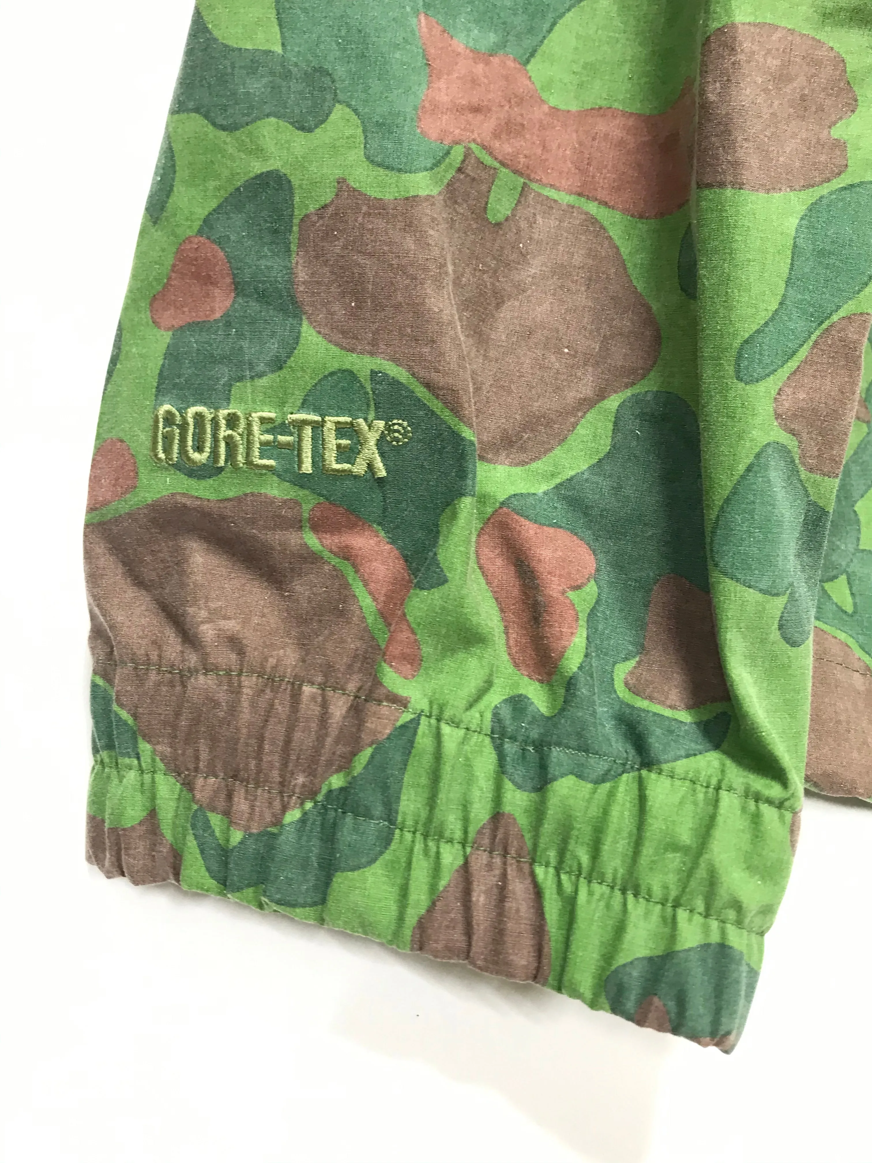 [L] VISVIM G Line Gore Tex Duck Camo Coaches Jacket