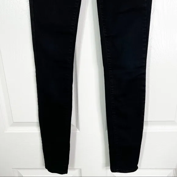 L’Agence Women’s Chantal Low Rise Skinny Jeans in Noir Size 25