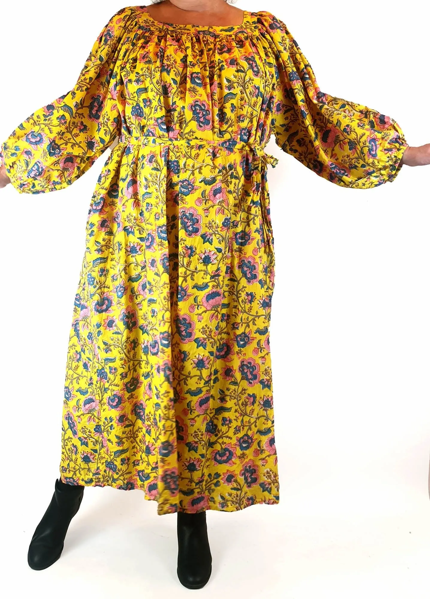 Little Tienda yellow floral print long sleeve maxi dress fits size 16-18