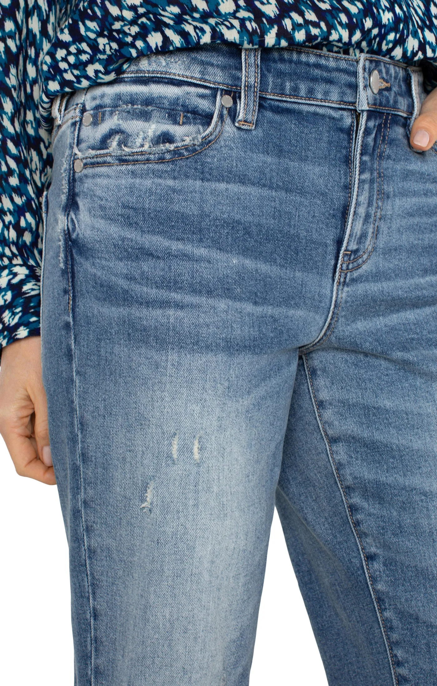 Liv Non Skinny Skinny Jeans w 27" Inseam LM7853VF