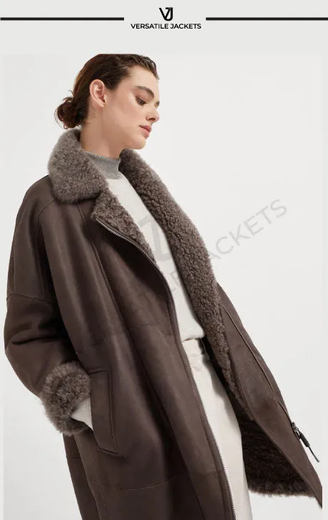 Luxurious Shearling Coat - Stylish, Warm, and Timeless Outerwear
