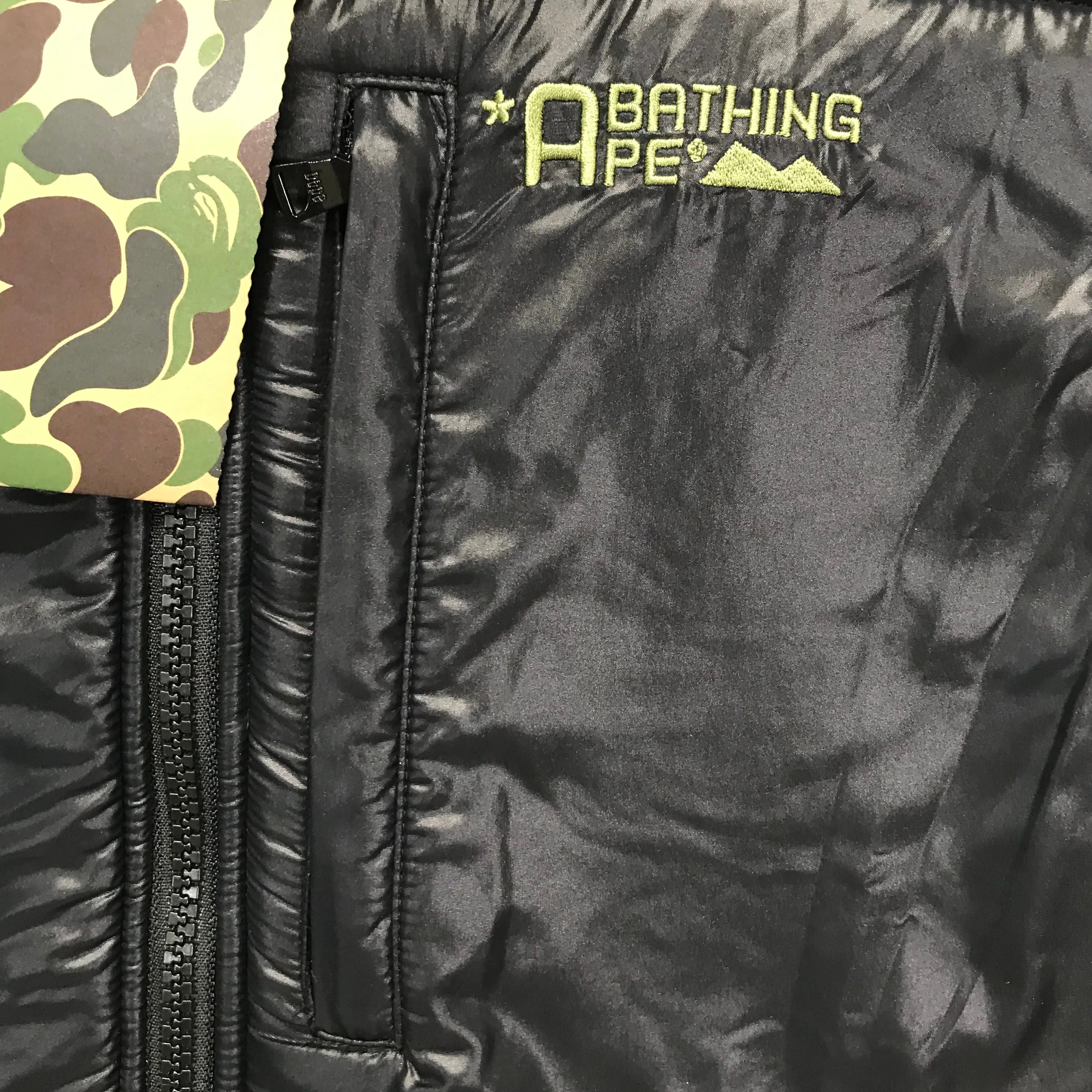 [M] A Bathing Ape Bape 1st Camo Boa Fleece Hooded Vest Green