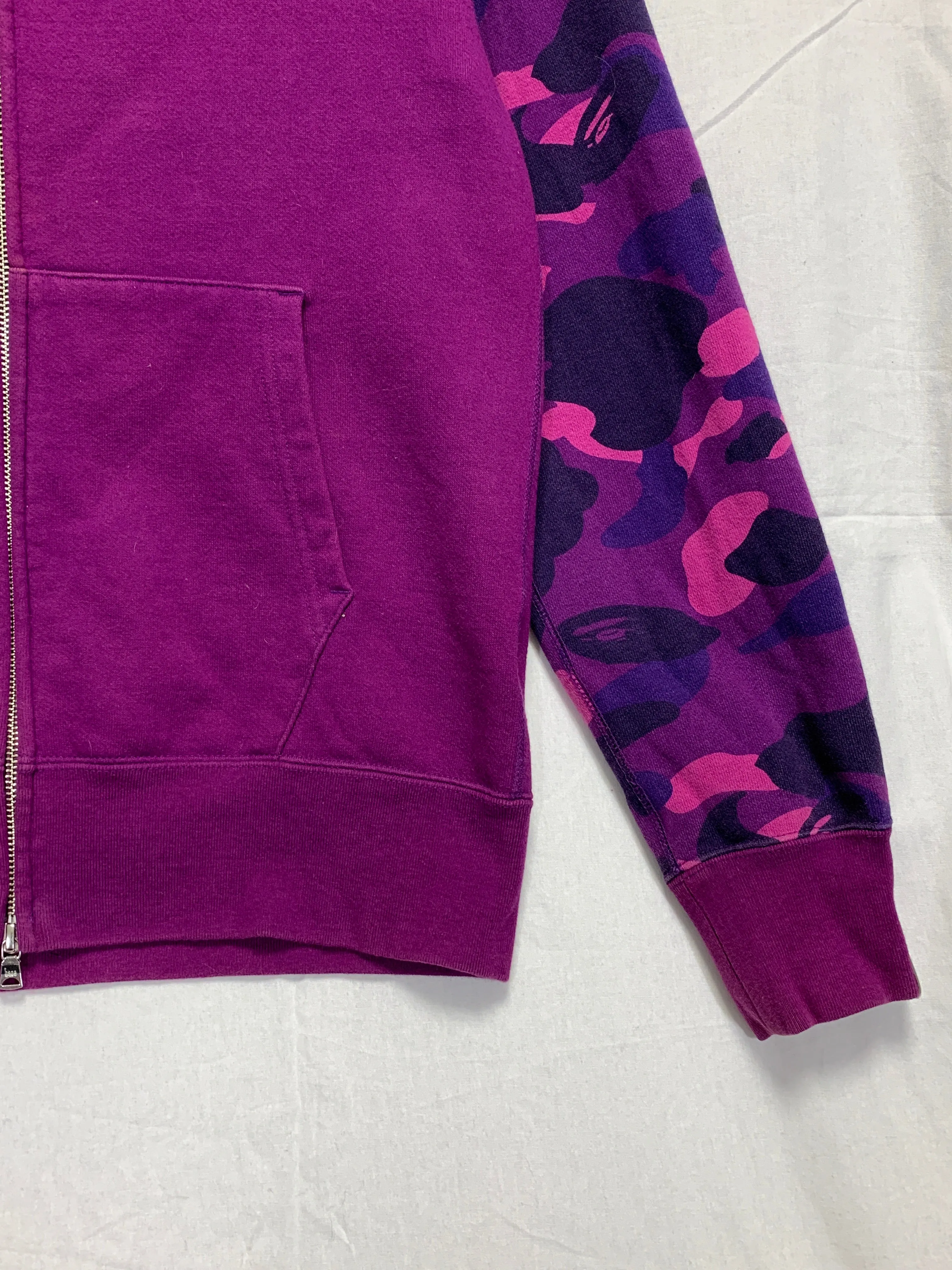 [M] A Bathing Ape Bape WGM Color Camo Sleeve Shark Hoodie Sweatshirt