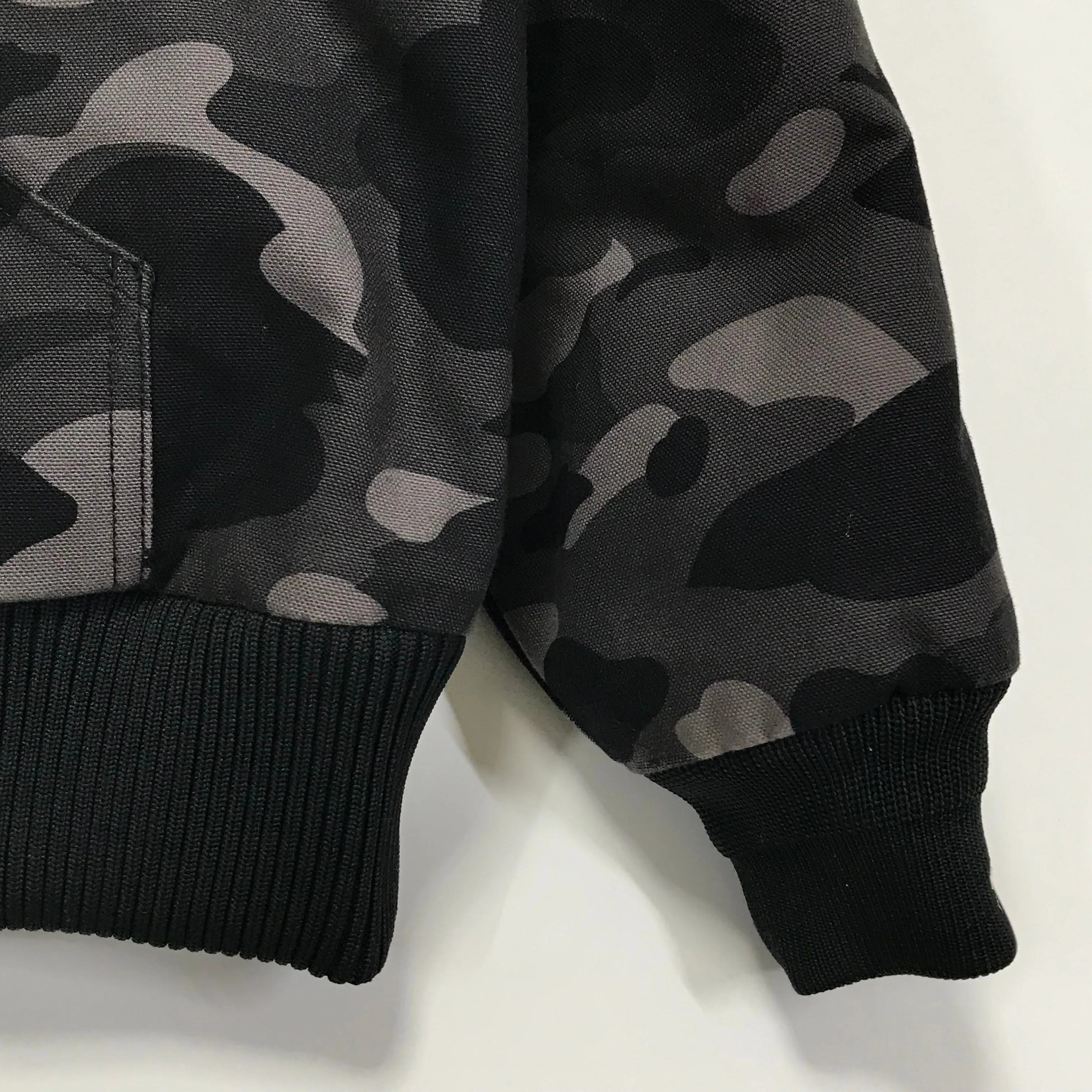 [M] A Bathing Ape Bape x Carhartt Camo Hooded Jacket Black