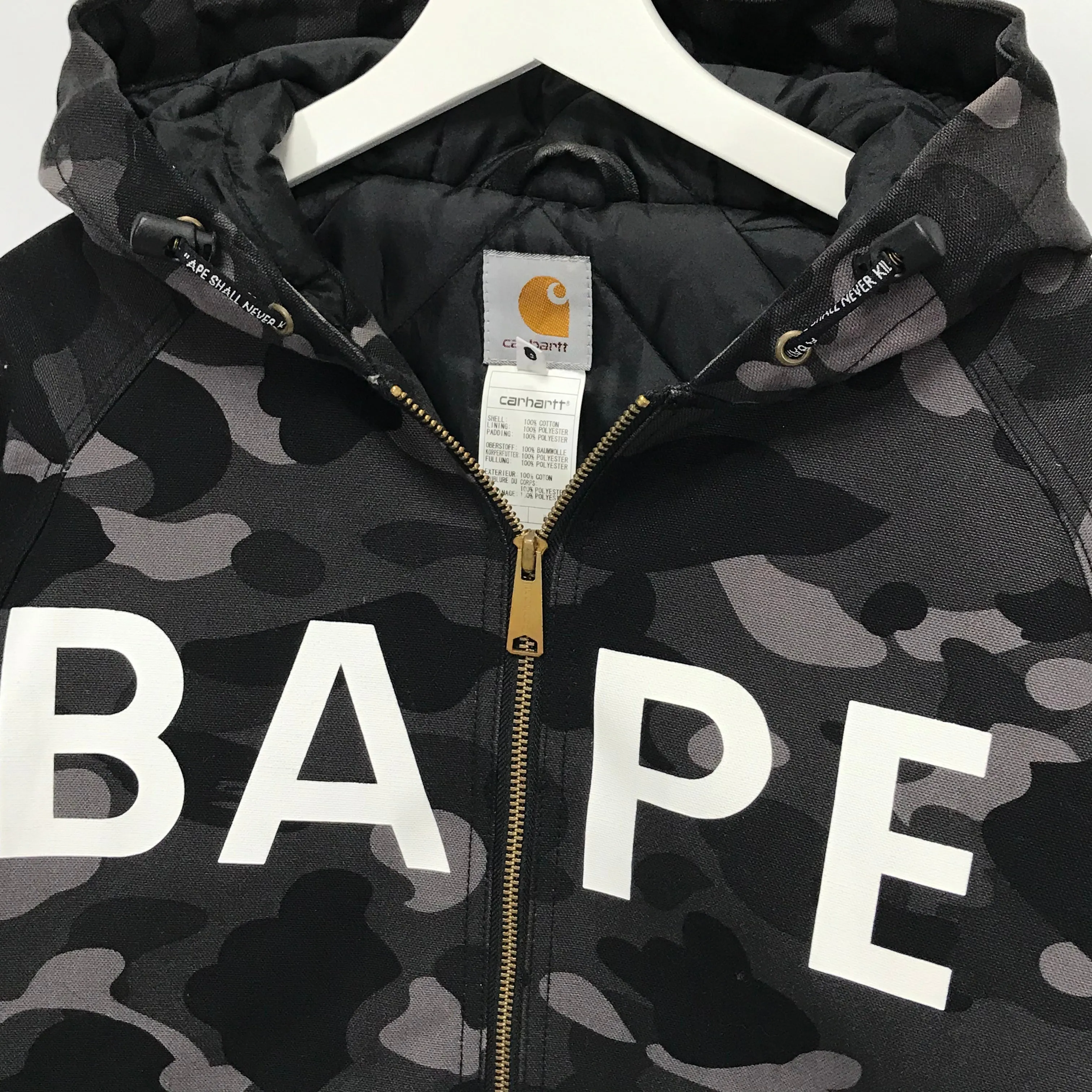 [M] A Bathing Ape Bape x Carhartt Camo Hooded Jacket Black