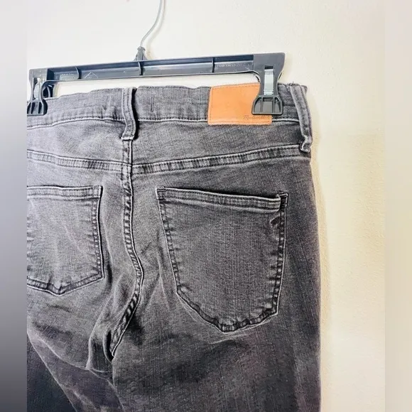 Madewell denim jeans 9&quot; Mid-Rise Skinny Berkeley Black Button-Through Edition
