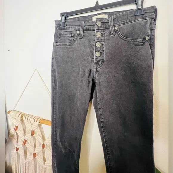 Madewell denim jeans 9&quot; Mid-Rise Skinny Berkeley Black Button-Through Edition