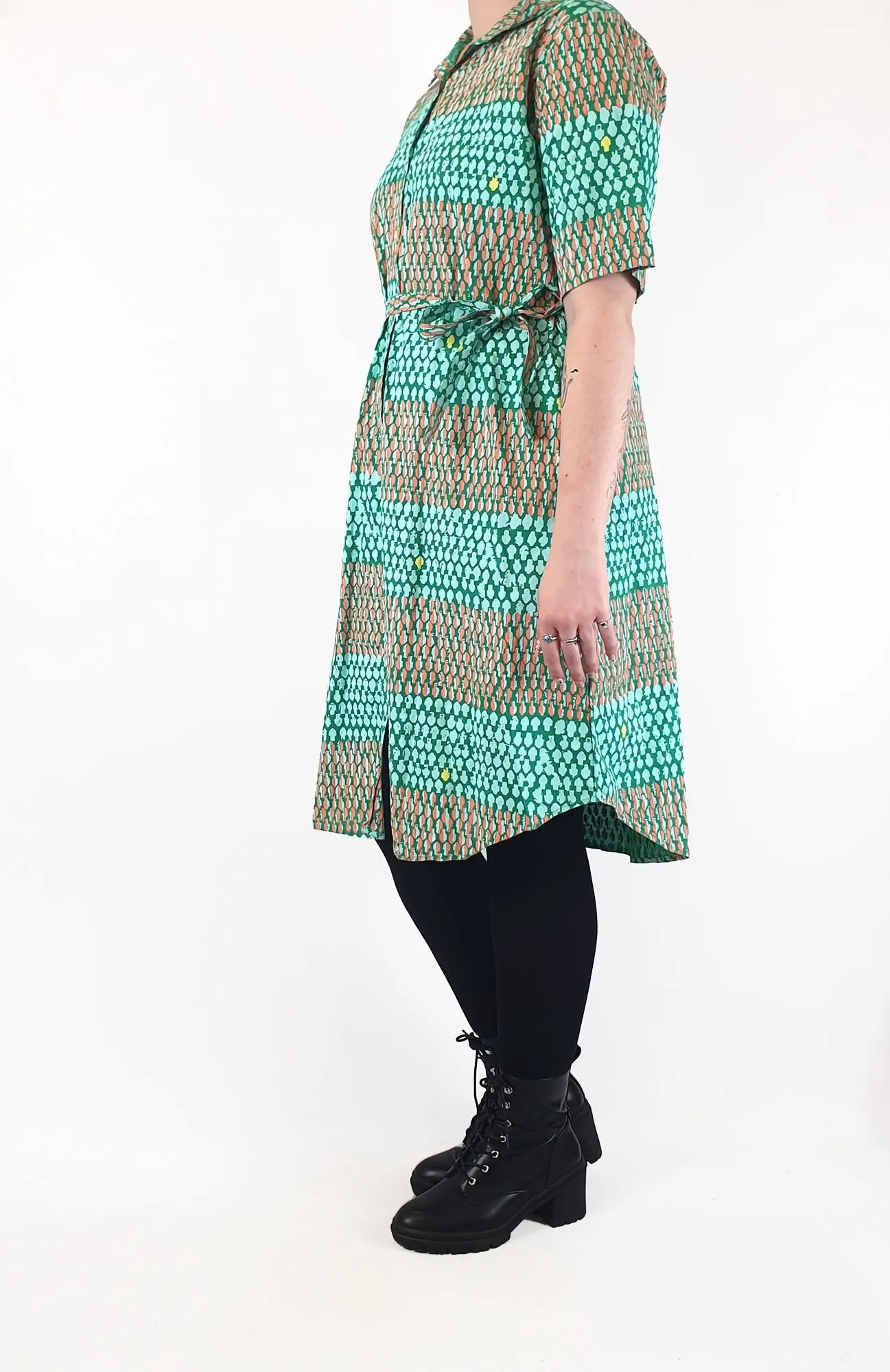 Magpie Goose stunning green and red print shirt dress size 14 (best fits 12-14)