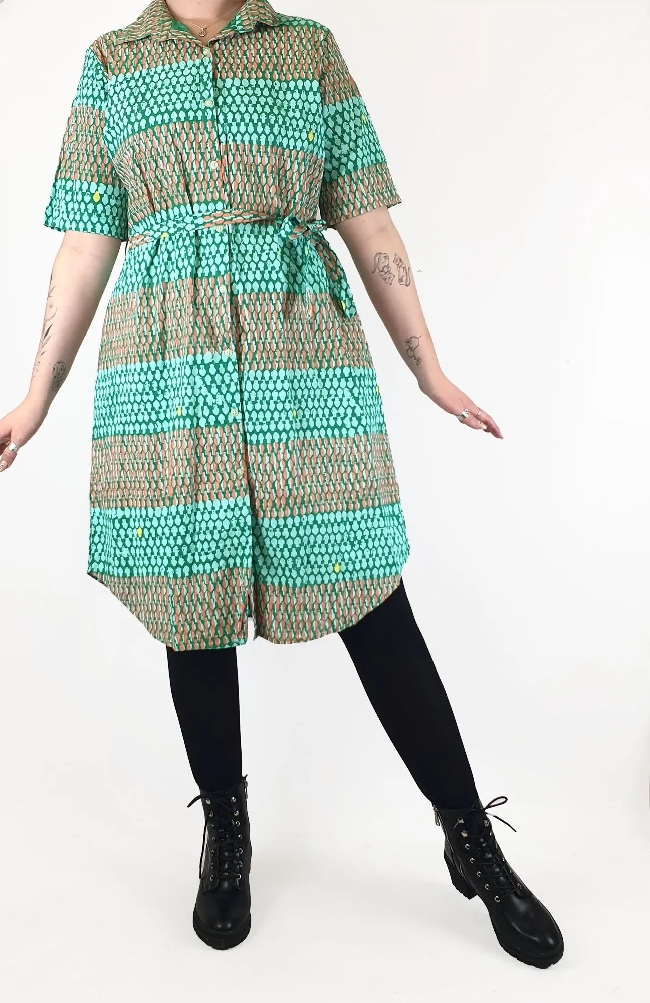 Magpie Goose stunning green and red print shirt dress size 14 (best fits 12-14)