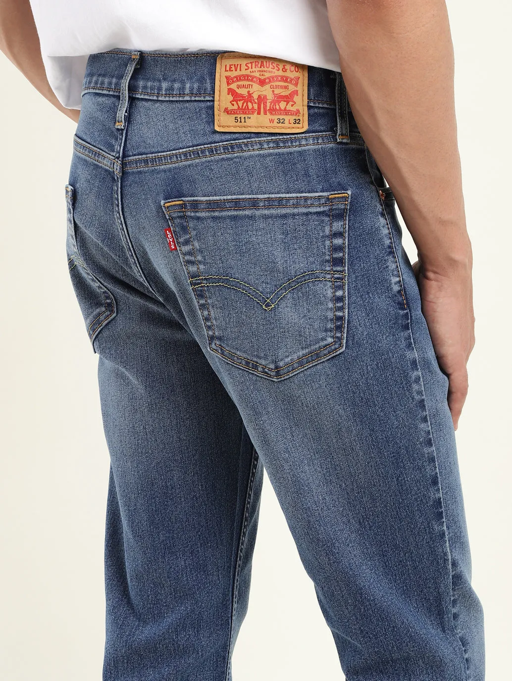 Men's 511 Blue Slim Fit Mid Rise Jeans