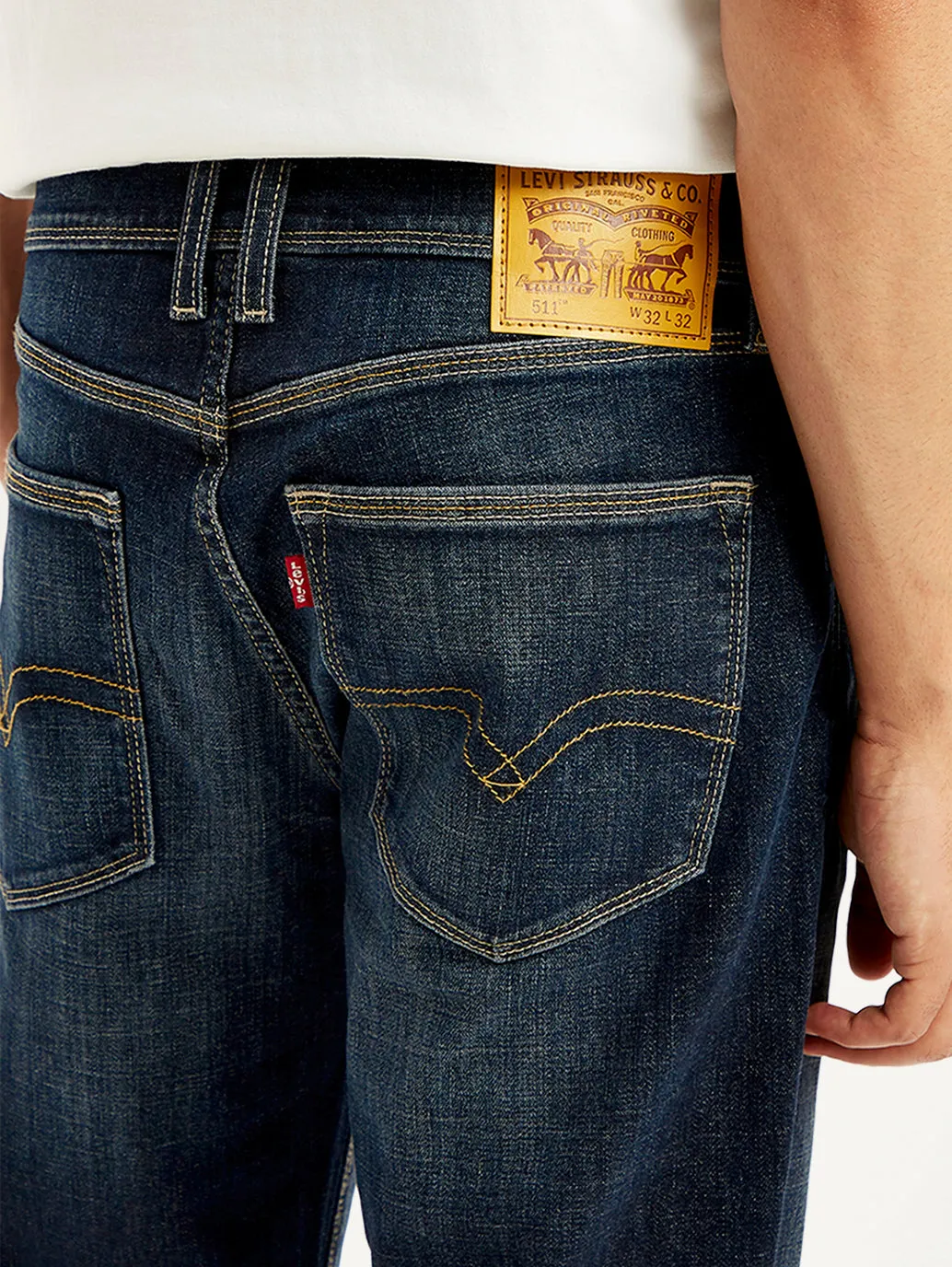 Men's 511 Navy Blue Slim Fit Mid Rise Jeans