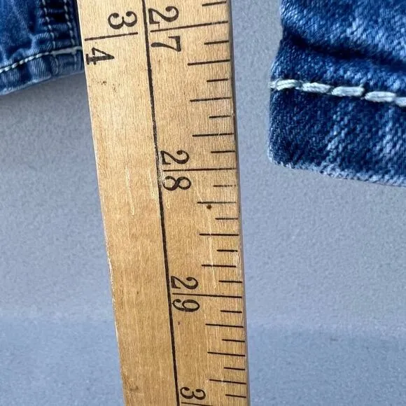 Miss Me Jeans Women's Size 26 (2) Signature Skinny Southwestern Feather Bling
