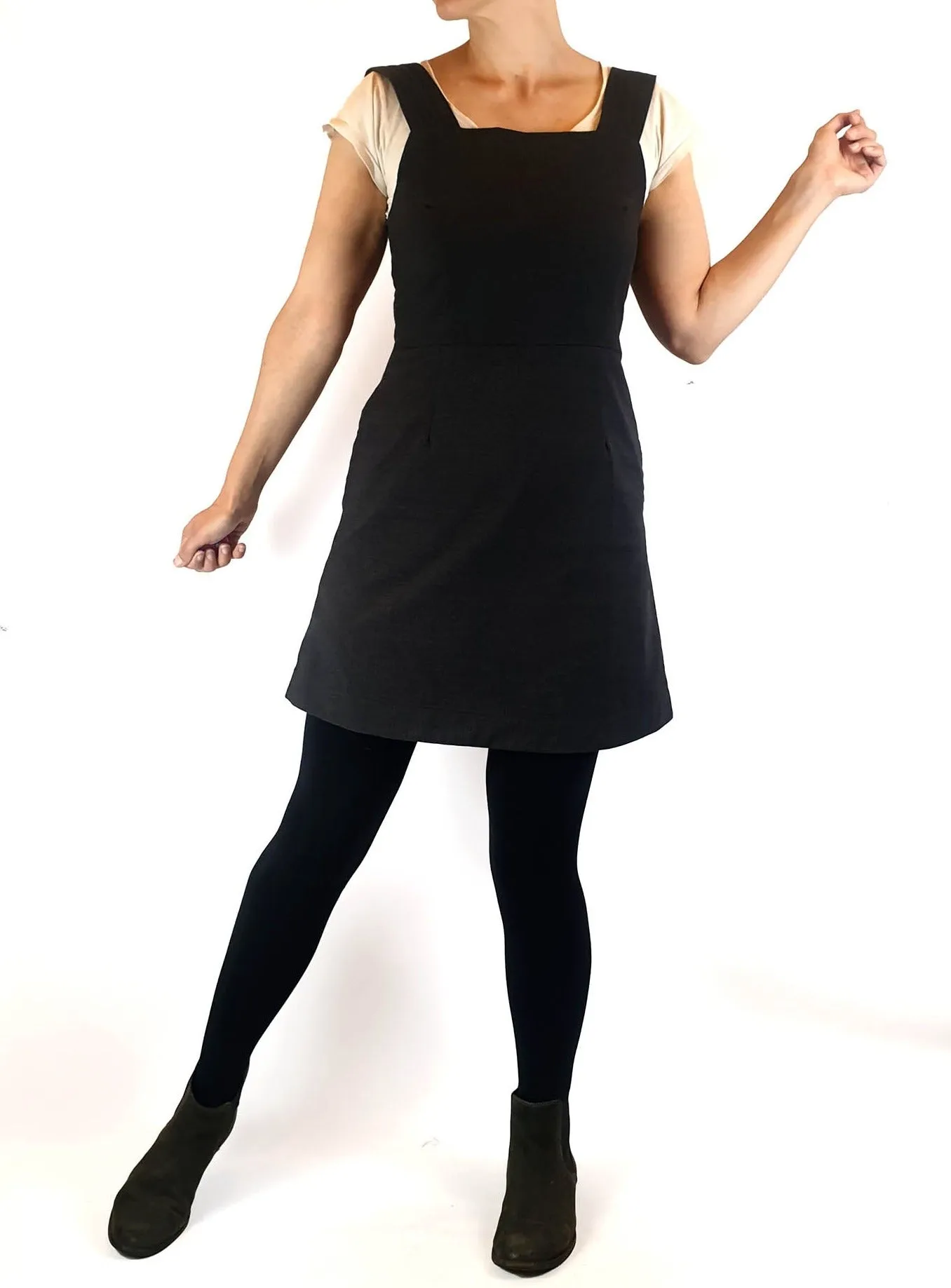 Neuw black sleeveless subtle striped dress size 8