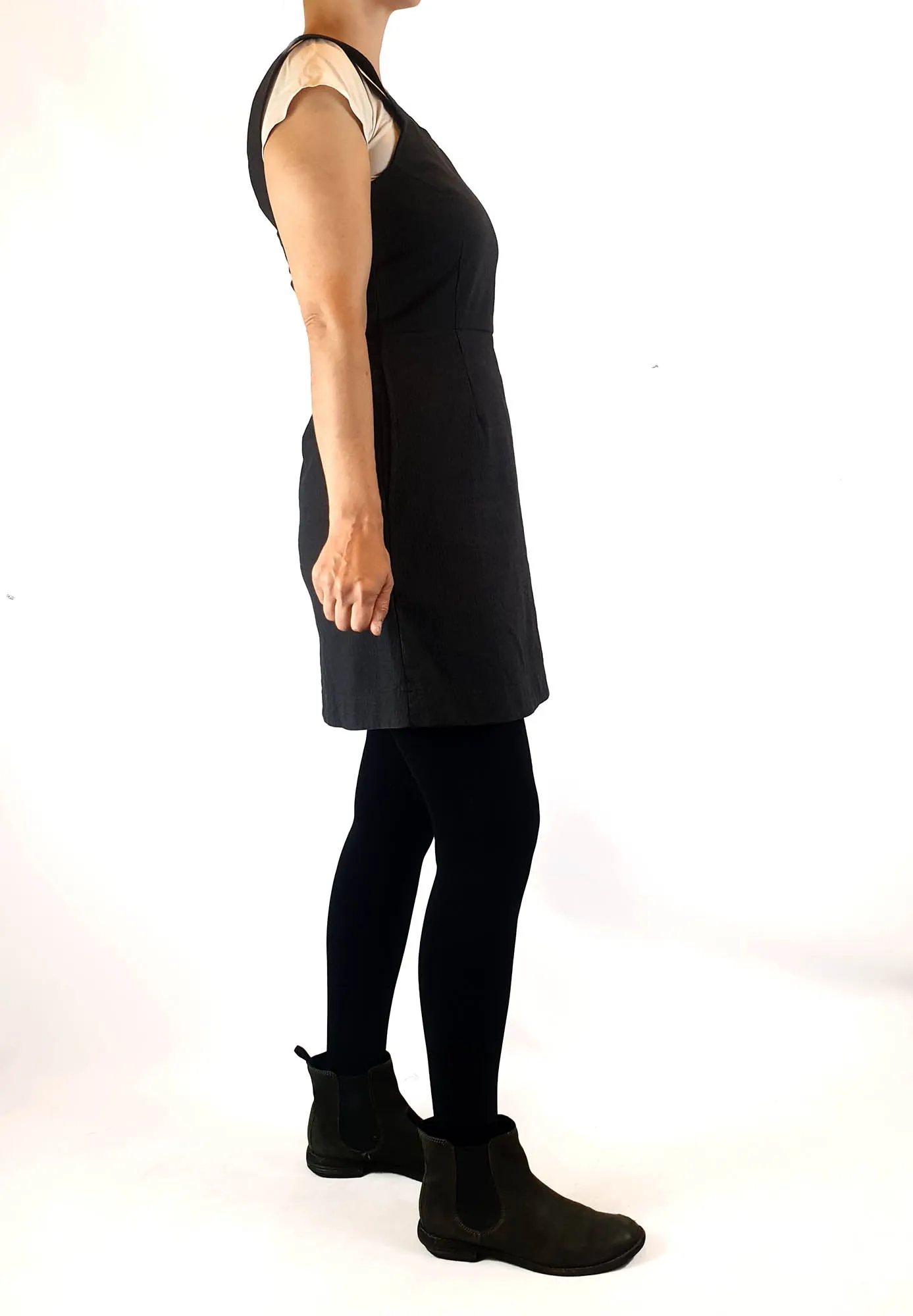 Neuw black sleeveless subtle striped dress size 8